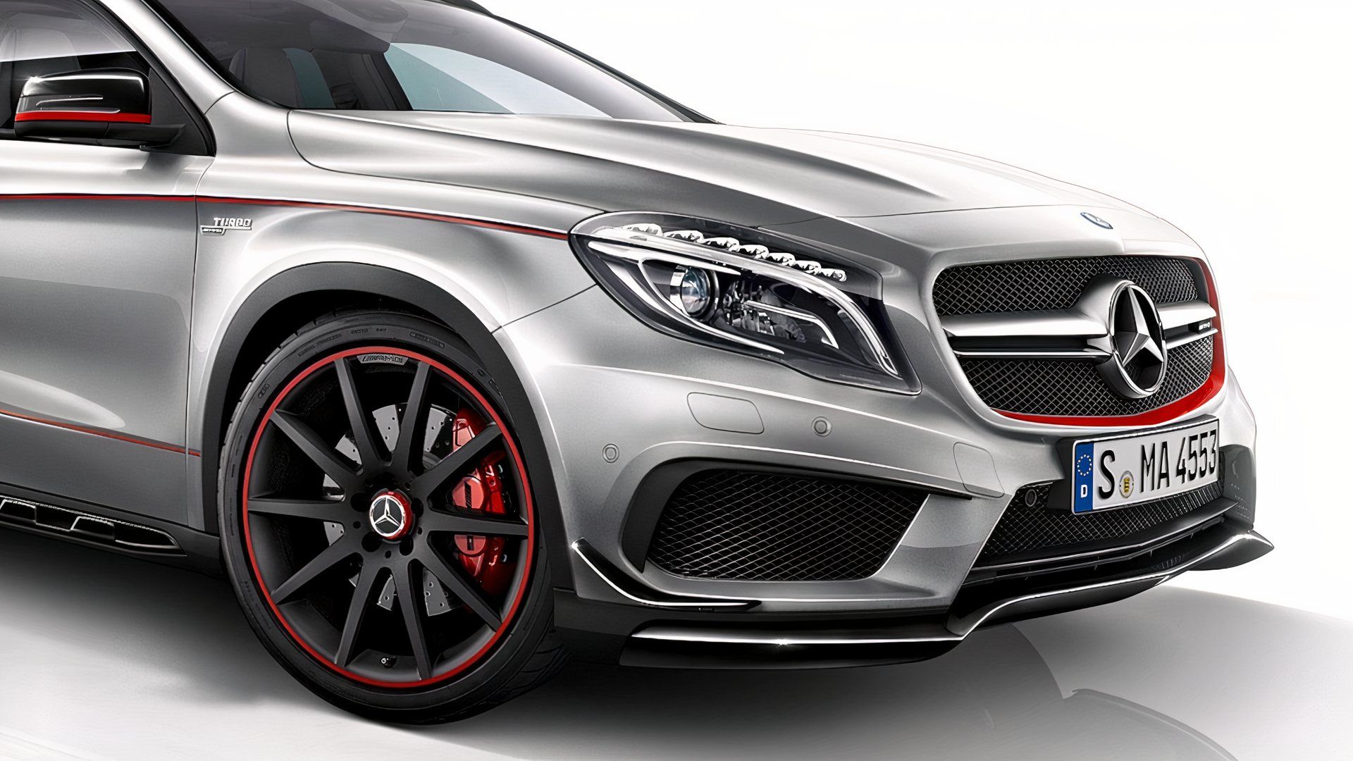 중고 메르세데스-벤츠 GLA 45 AMG: 1만 5천 달러 미만의 고성능 럭셔리 차량.