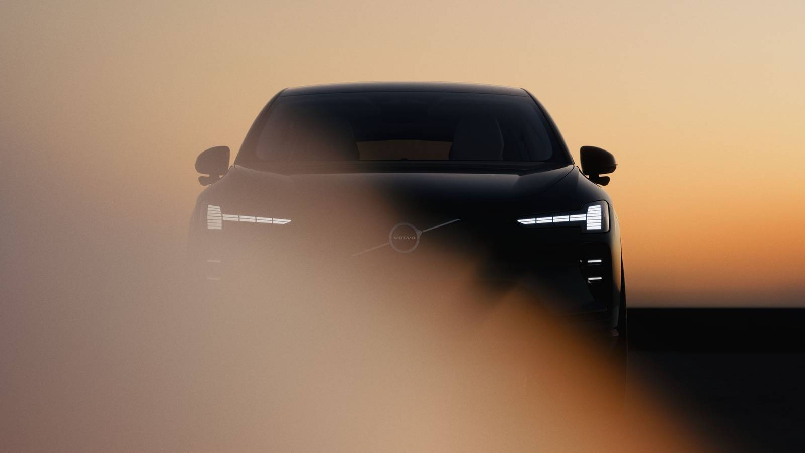 Volvo Reveals Amazing Range For Electric EX60