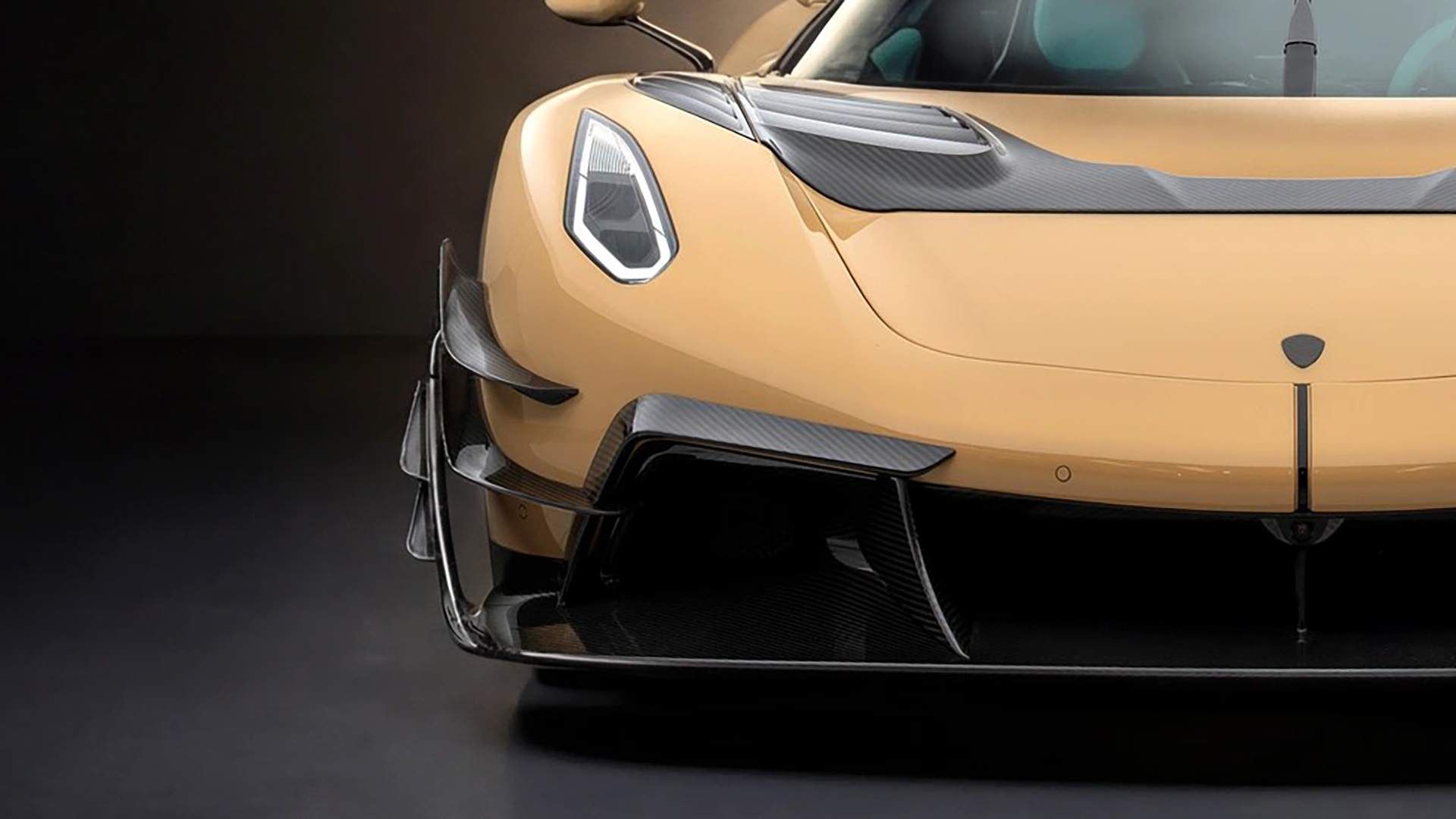 Mansory Reveals A Modified Koenigsegg Jesko With Carbon Wings Everywhere