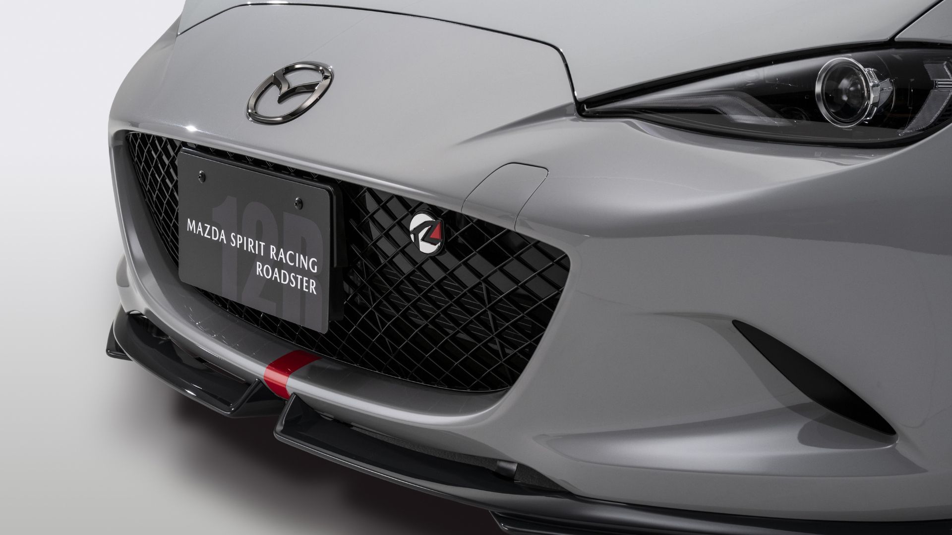 Mazda Spirit Racing Miata Interior & Exterior Image Gallery