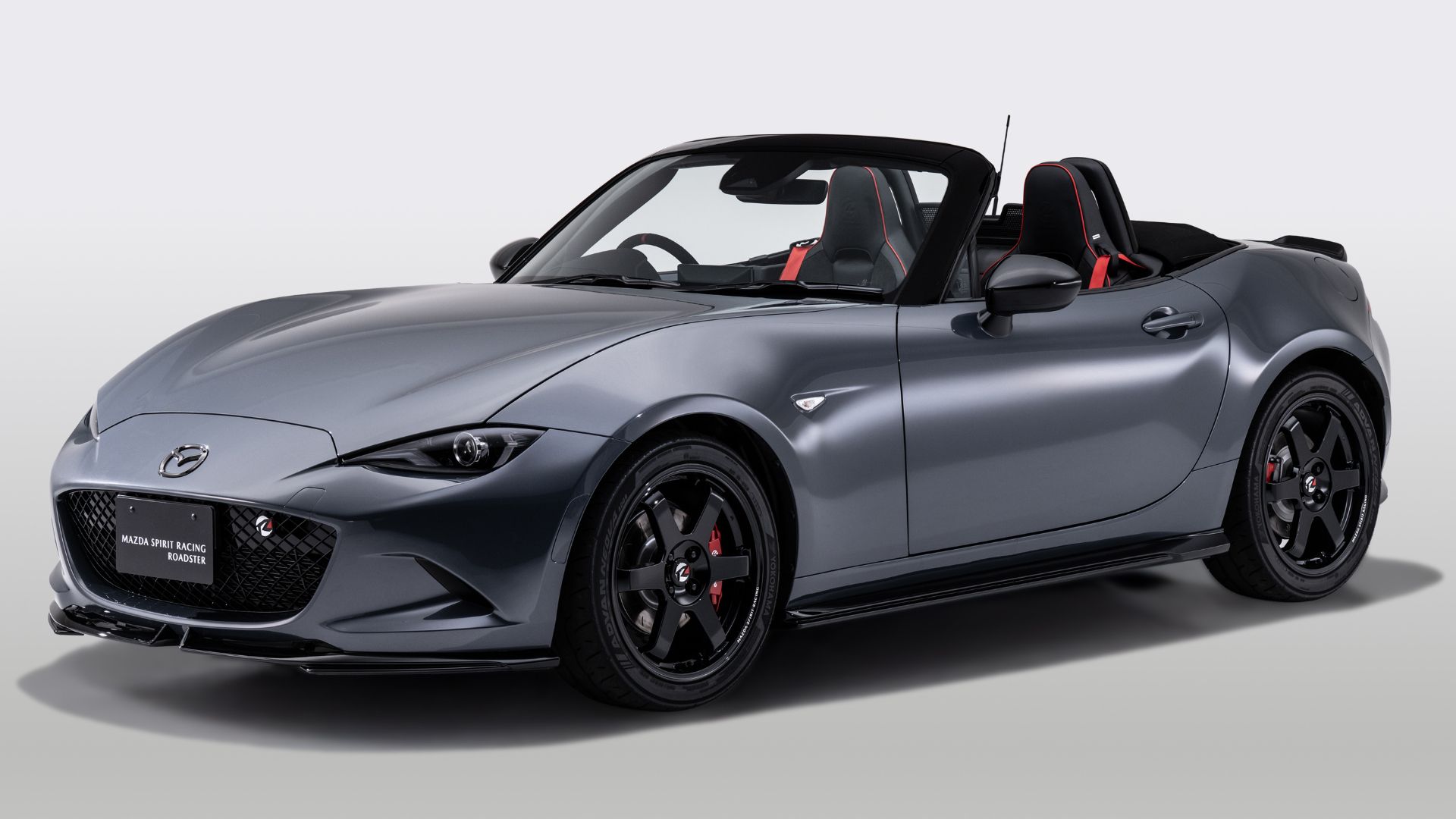 Mazda Spirit Racing Miata Interior & Exterior Image Gallery