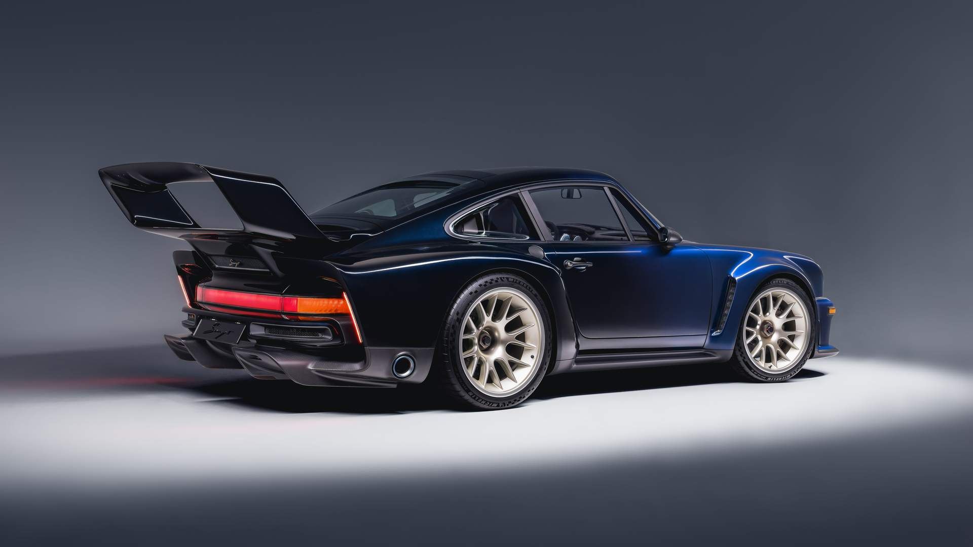 Singer's Latest 911 Project Packs 700 HP Into A Widebody Porsche 964