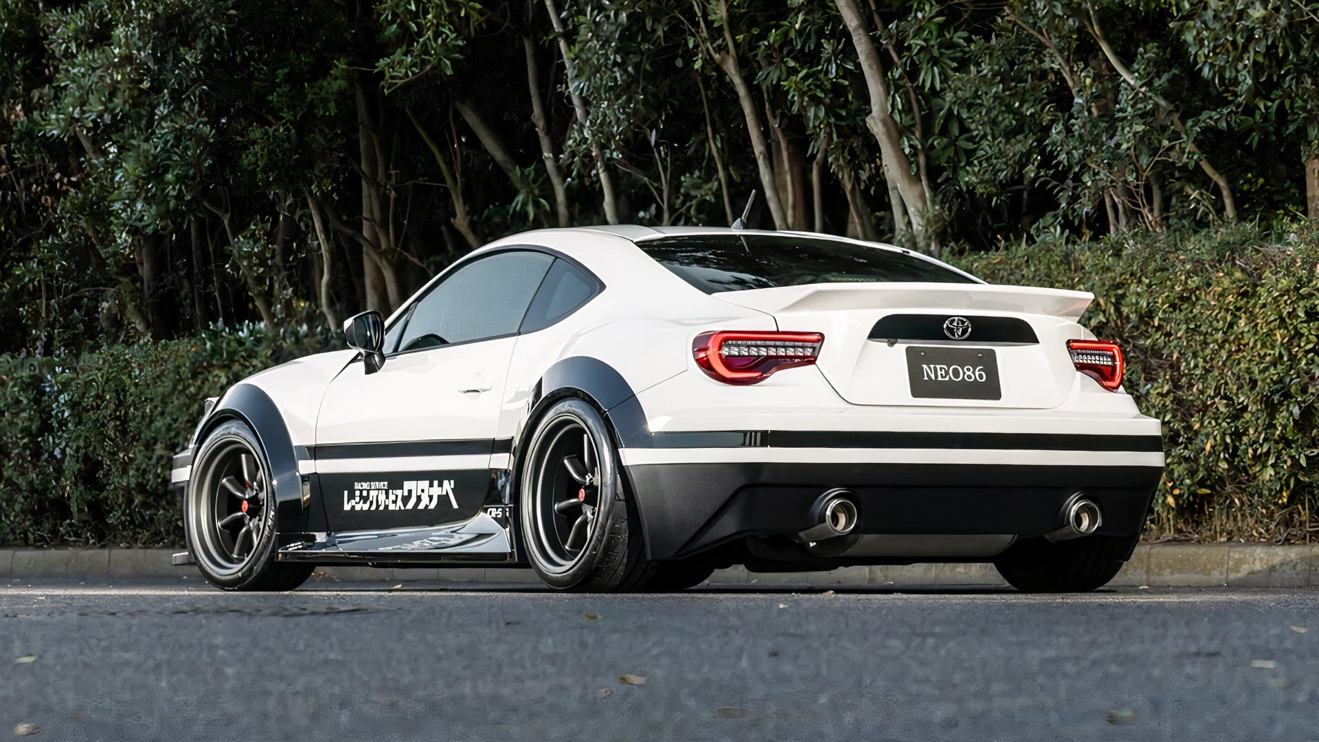 Giving Your Toyota 86 Pop-Up Headlights Is Way Easier Than You Think