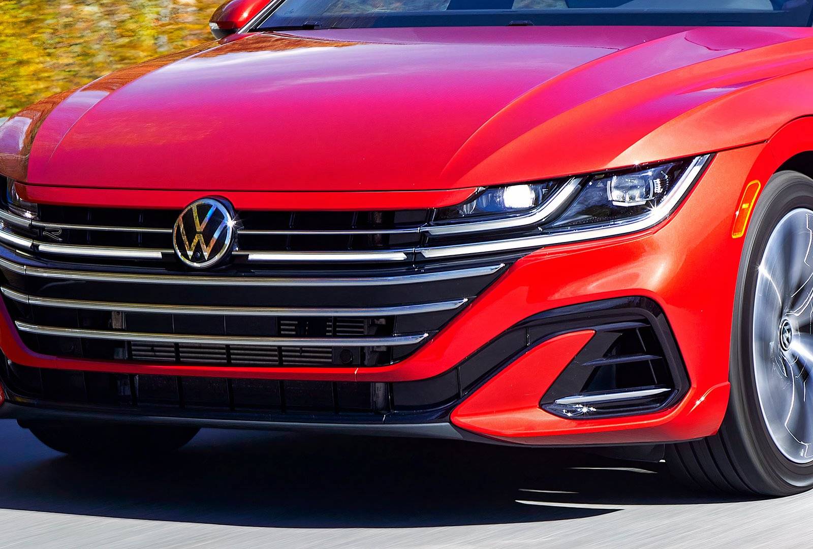 The Volkswagen Arteon Is A $25,000 Bargain Because People Are