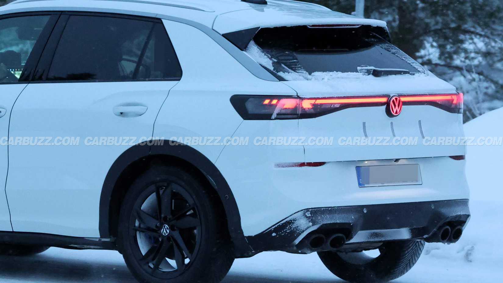 New Volkswagen T-Roc R Facelift Spied For The First Time In Public