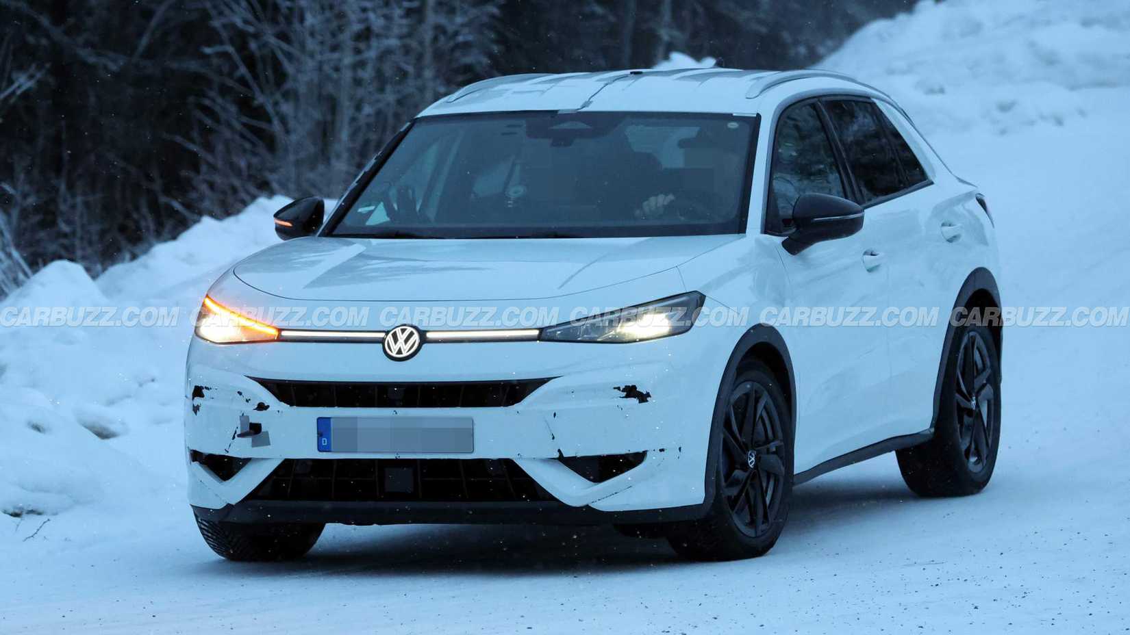 New Volkswagen T-Roc R Facelift Spied For The First Time In Public