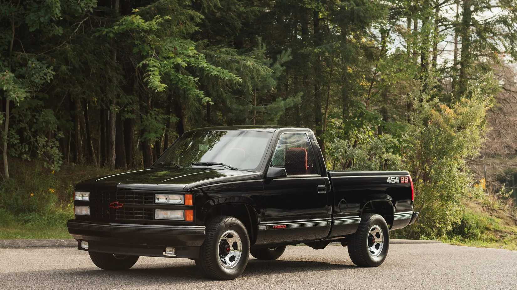 Chevy 454 SS Truck: 1990s Muscle Pickup Gaining Popularity Among Collectors
