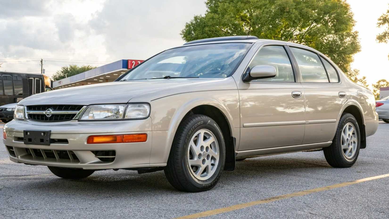 2004 Infiniti I35 Is A Forgotten Lexus ES Rival To Remember