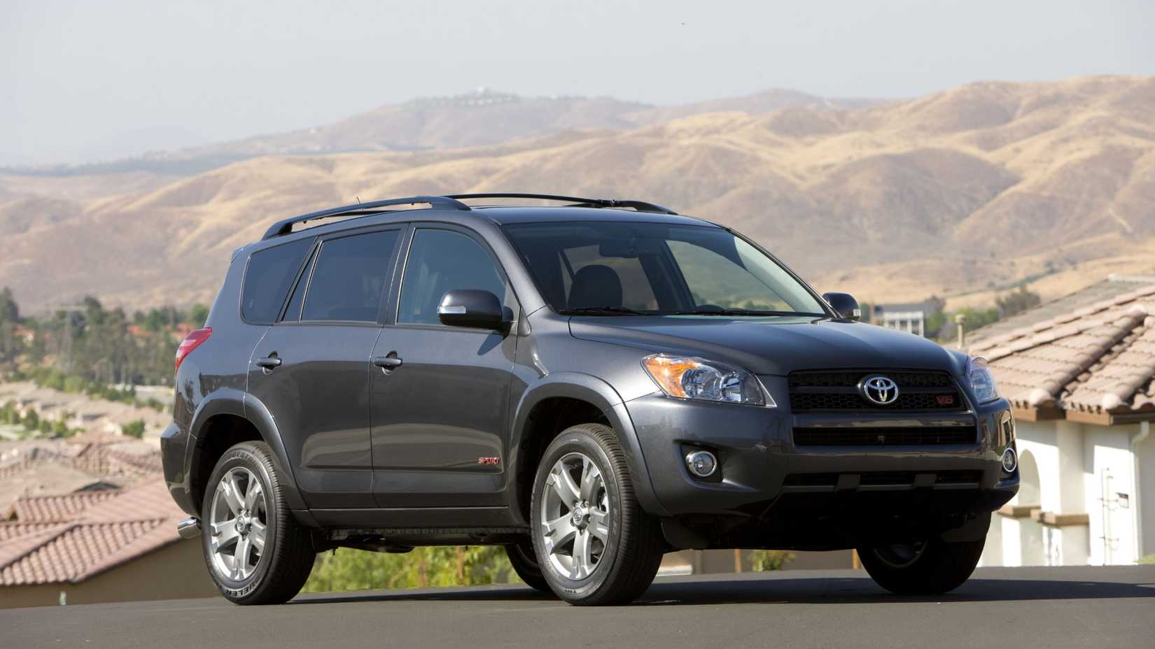 Toyota RAV4 V6 обзор и история