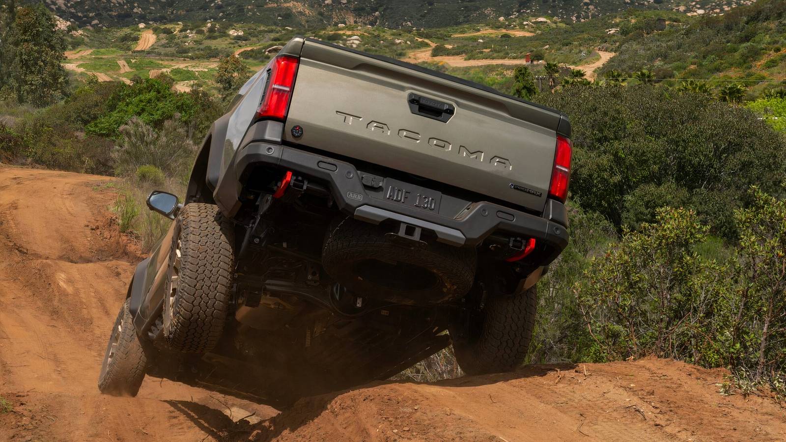 Toyota PHEV Pickup Patents Shows How New Electrified Trucks Could Work