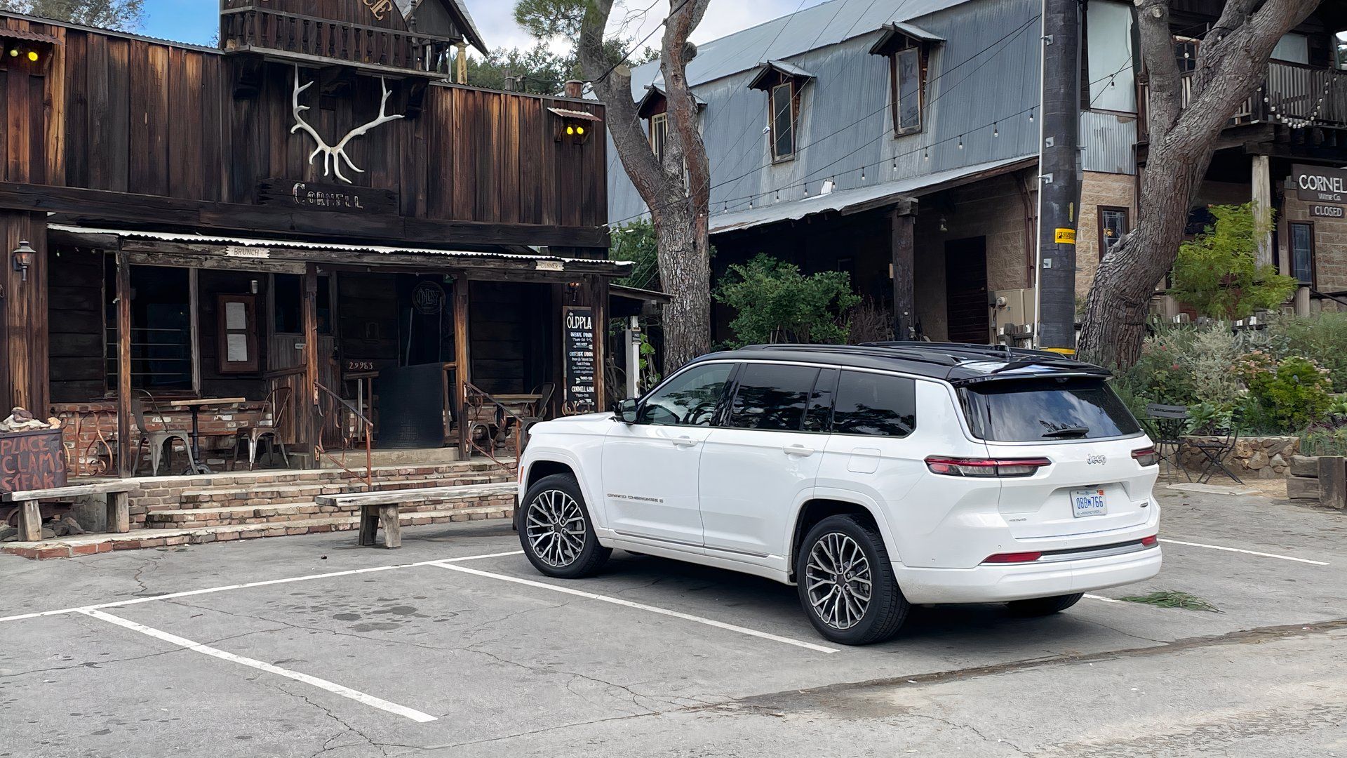 Jeep Grand Cherokee Generations: Key Updates Across All Model Years