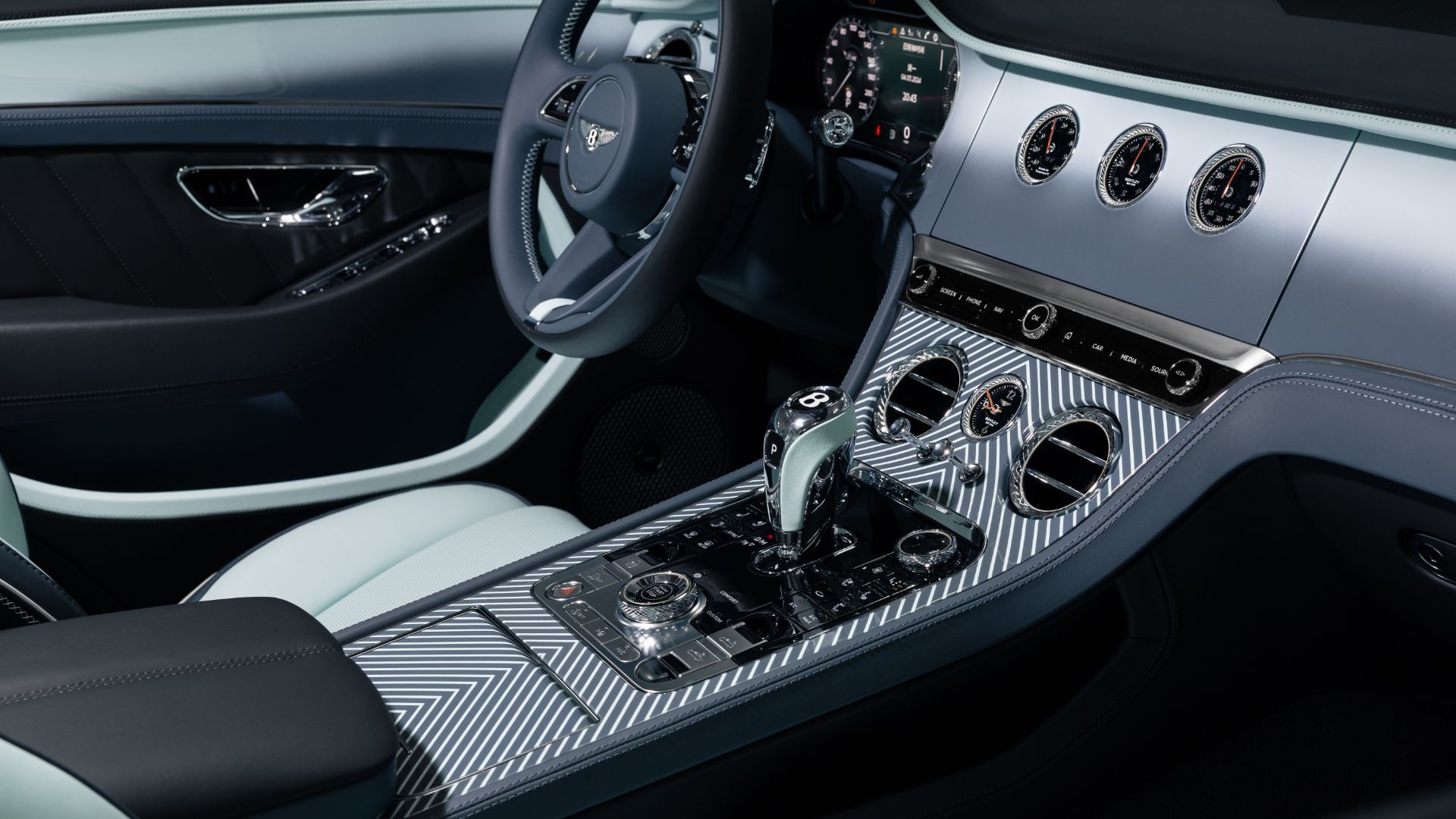 2026 Bentley Continental GT Pricing, Photos & Specs