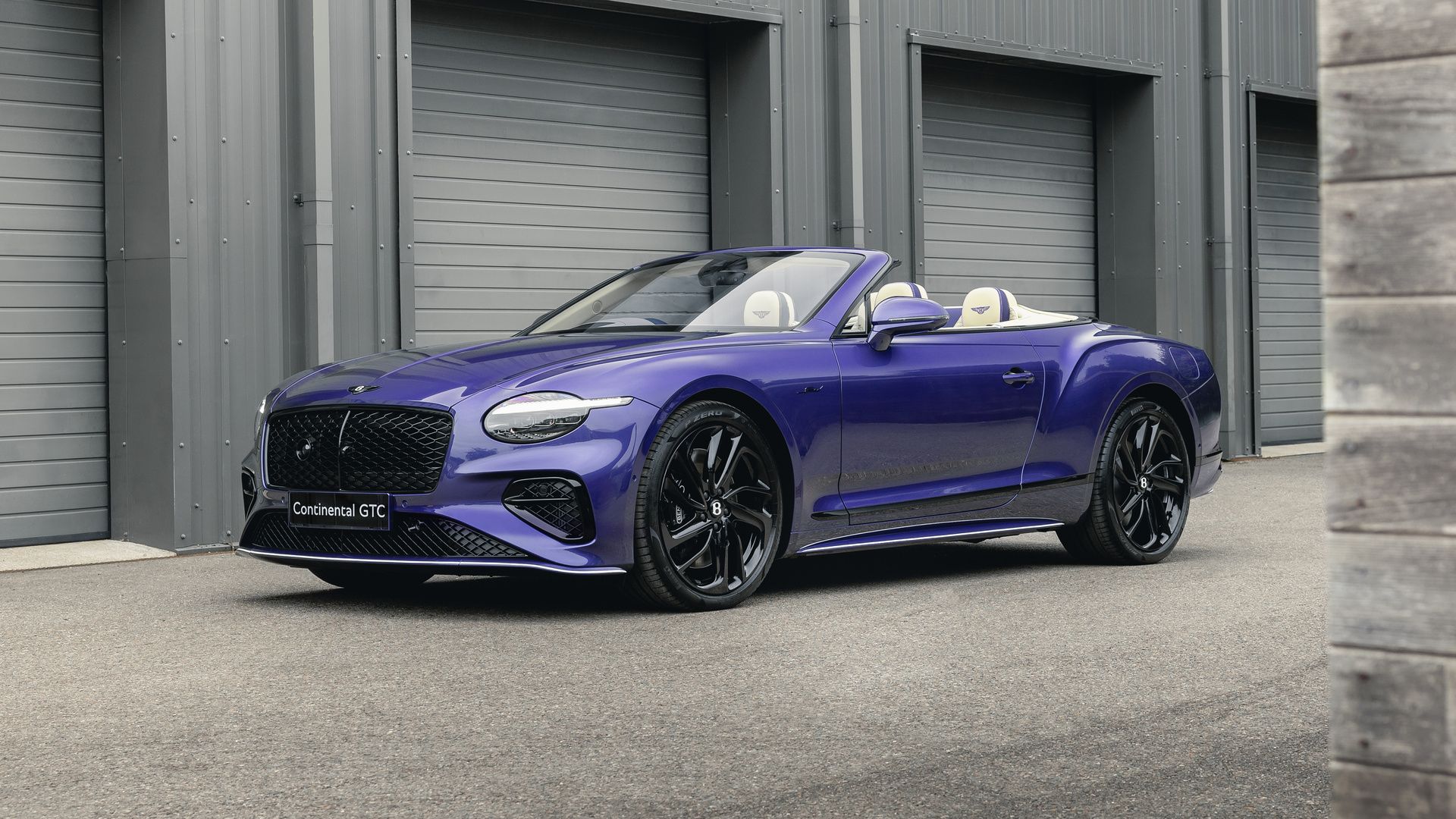BENTL METTA Mサイズ bentley-gtc-violette-