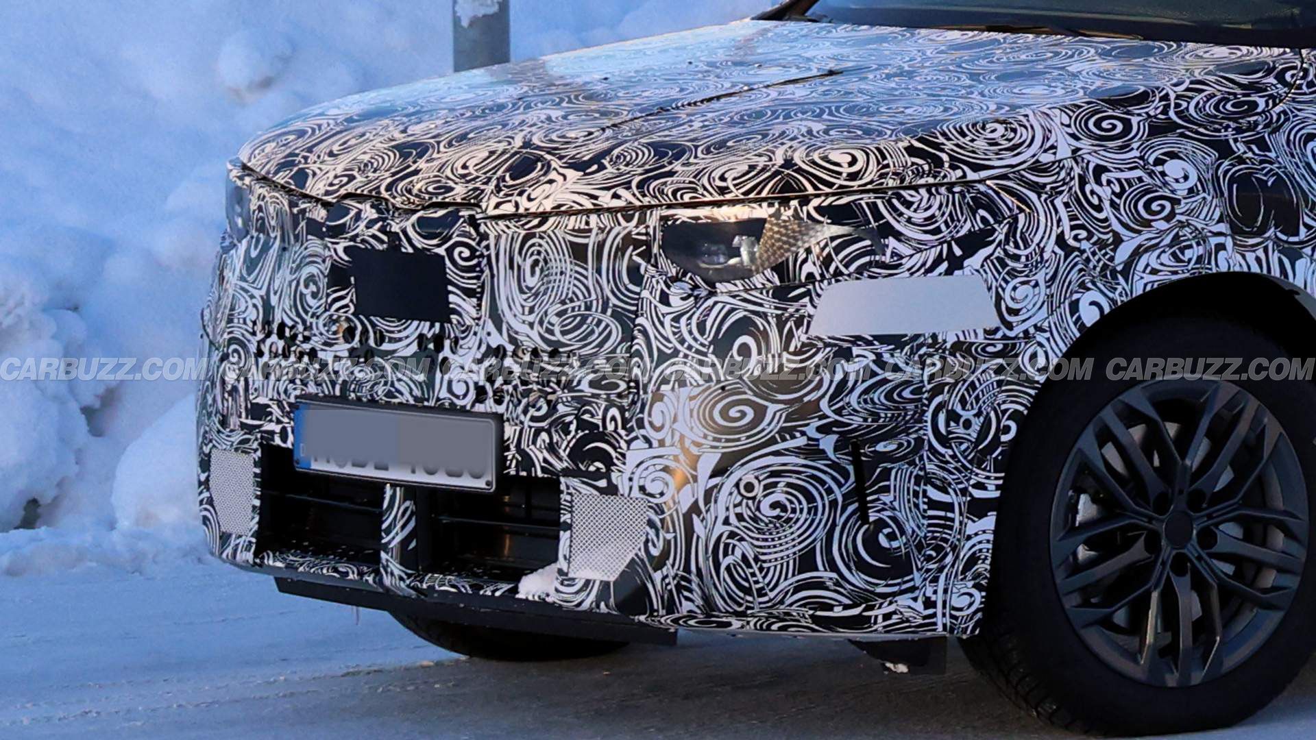 BMW X1 Facelift Spied In The Snow With A Neue Klasse Face