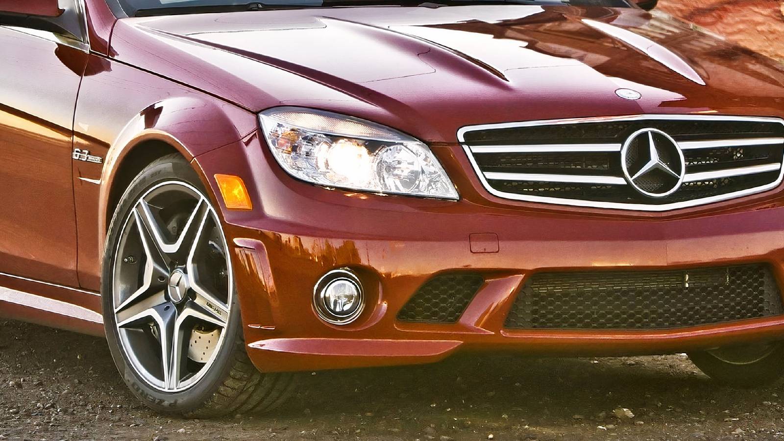 Top 10 V8 Sedans of the 2000s: Power, Luxury and Performance