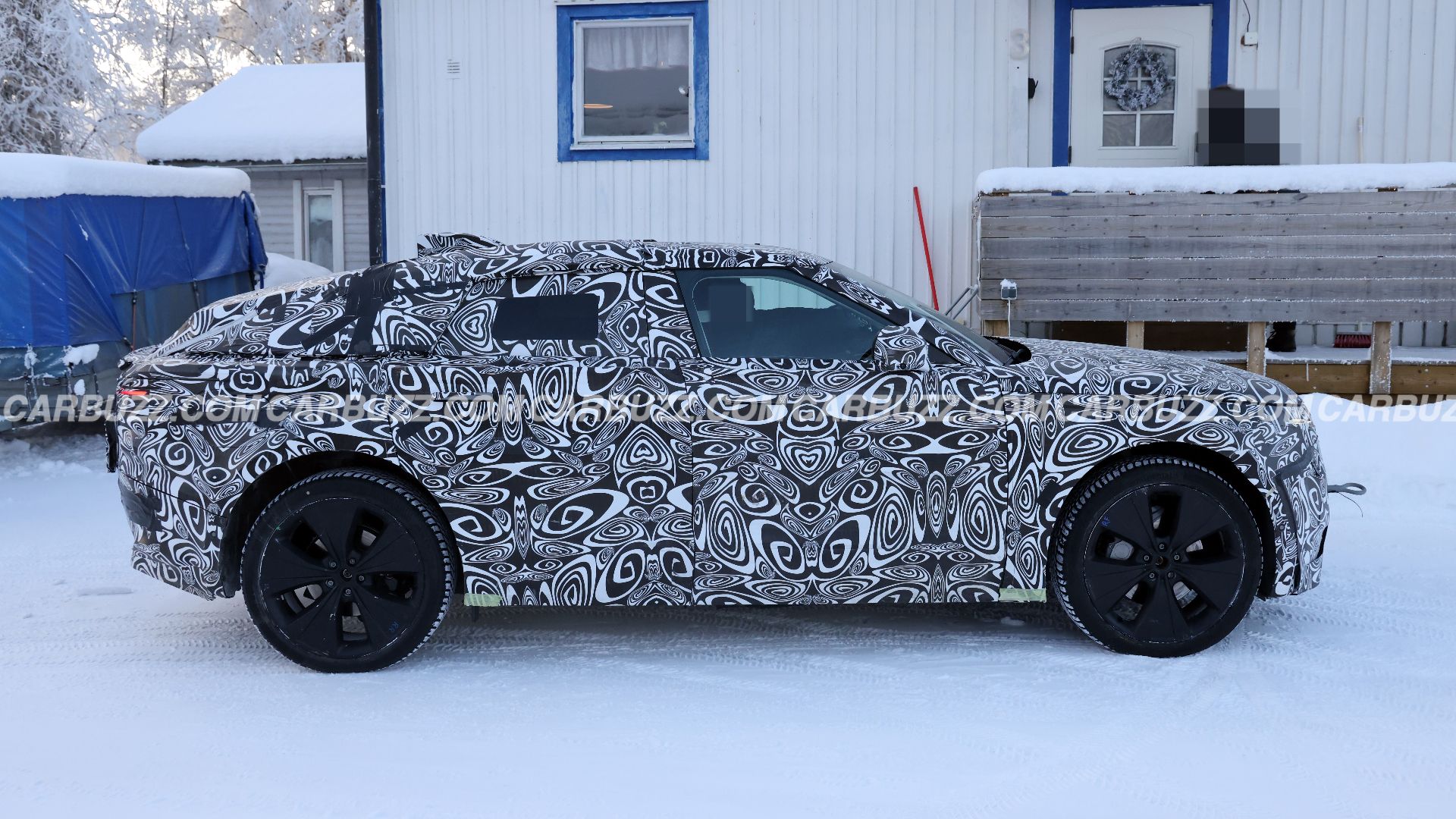 New Land Rover Range Rover Velar Spy Shots Reveal Sleek Coupe-SUV Shape