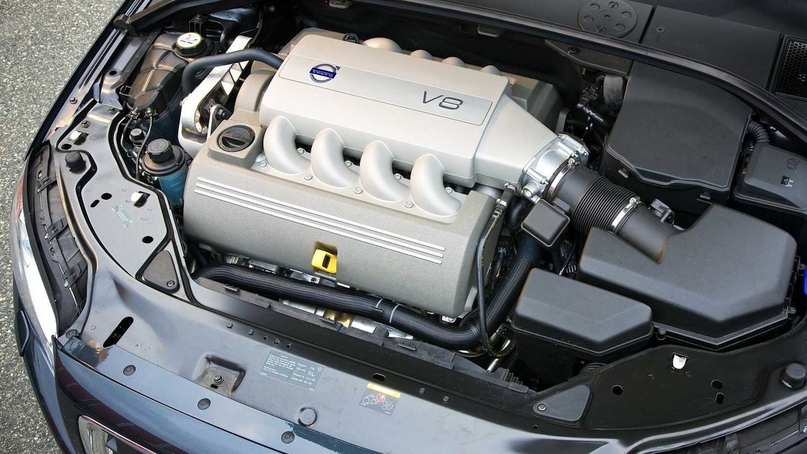 Volvo S80 V8 motor iz 2006