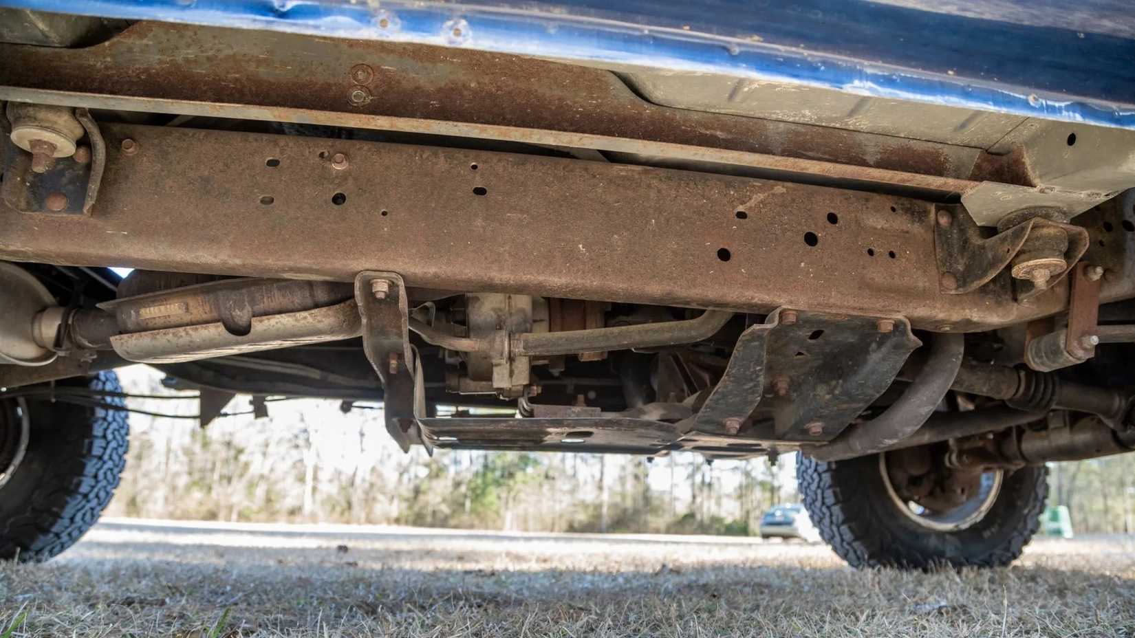1992 Dodge Ramcharger frame