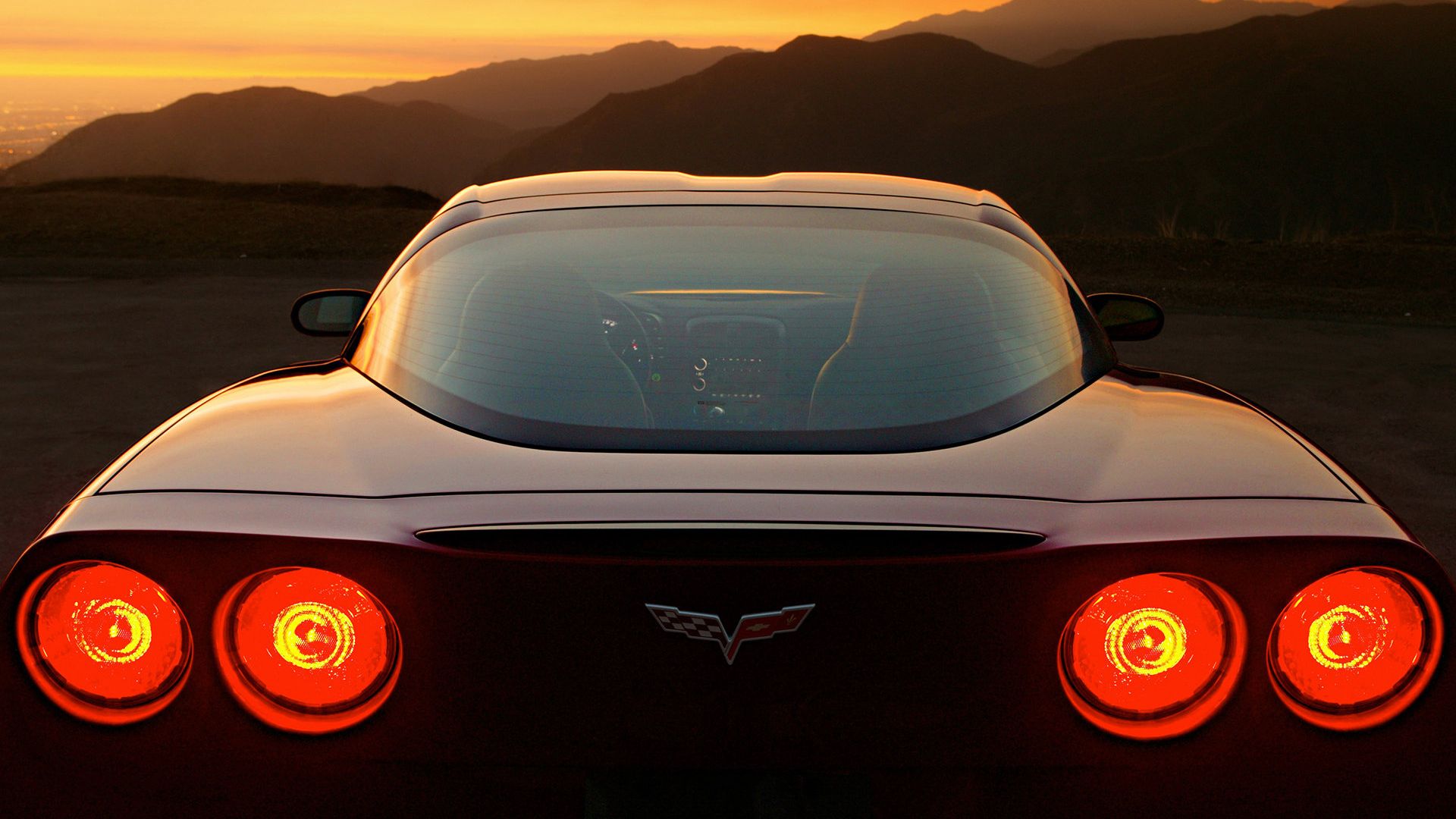 2005년 쉐보레 Corvette C6: 합리적인 가격의 400마력 스포츠카