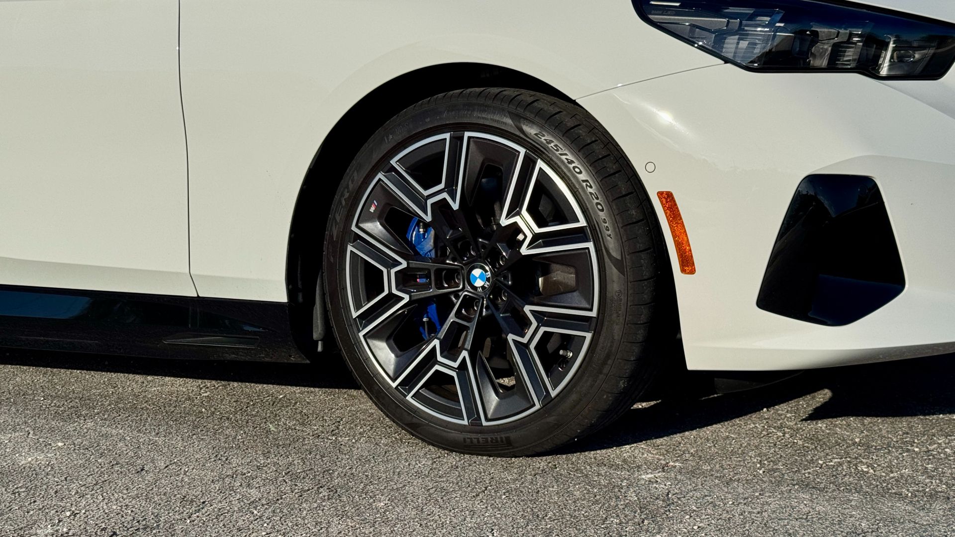 BMW 530i: złoty środek w gamie Serii 5