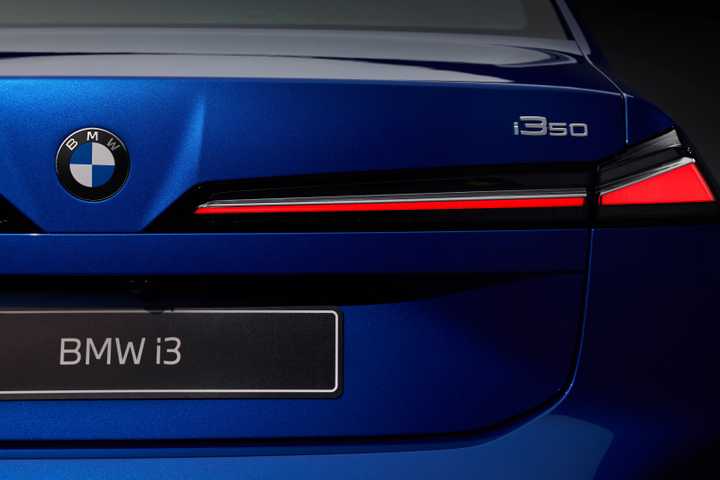 2027 BMW i3 Exterior Detail Taillights 1