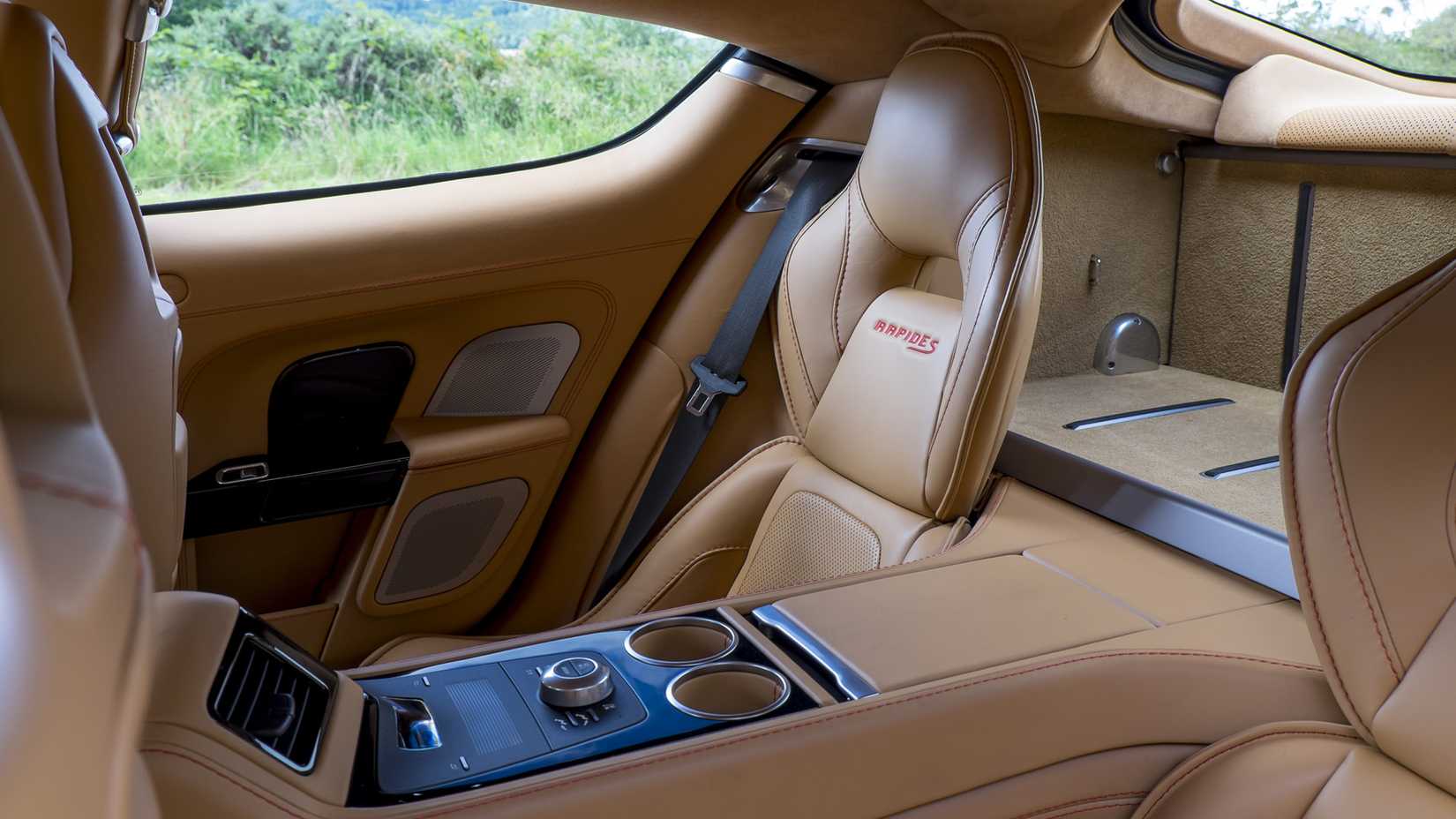 Aston Martin Rapide S – photo 9