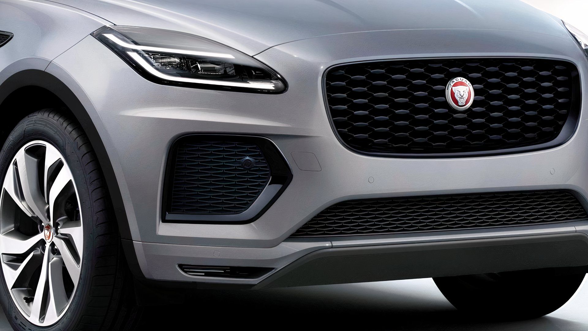 자그아르 E-Pace, 완벽한 핫 해치 대체 모델이 될 수도 있을 것이다