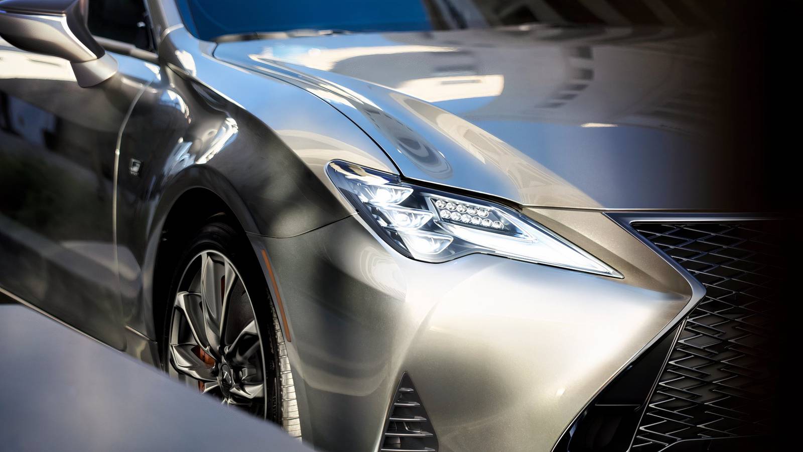 Lexus RC 350: A Balanced Luxury Coupe Option in the Used Market