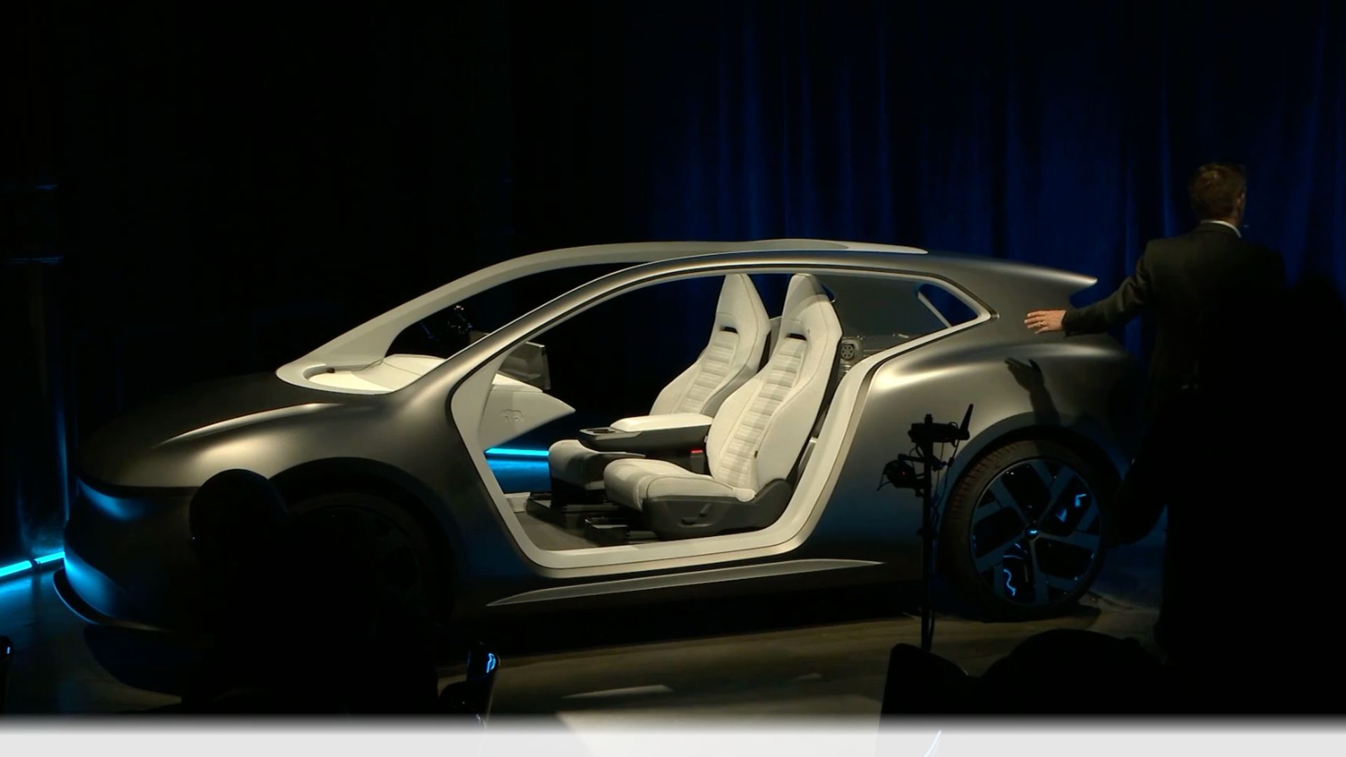 Lucid Going Mainstream, Promises 3 New Midsize Models