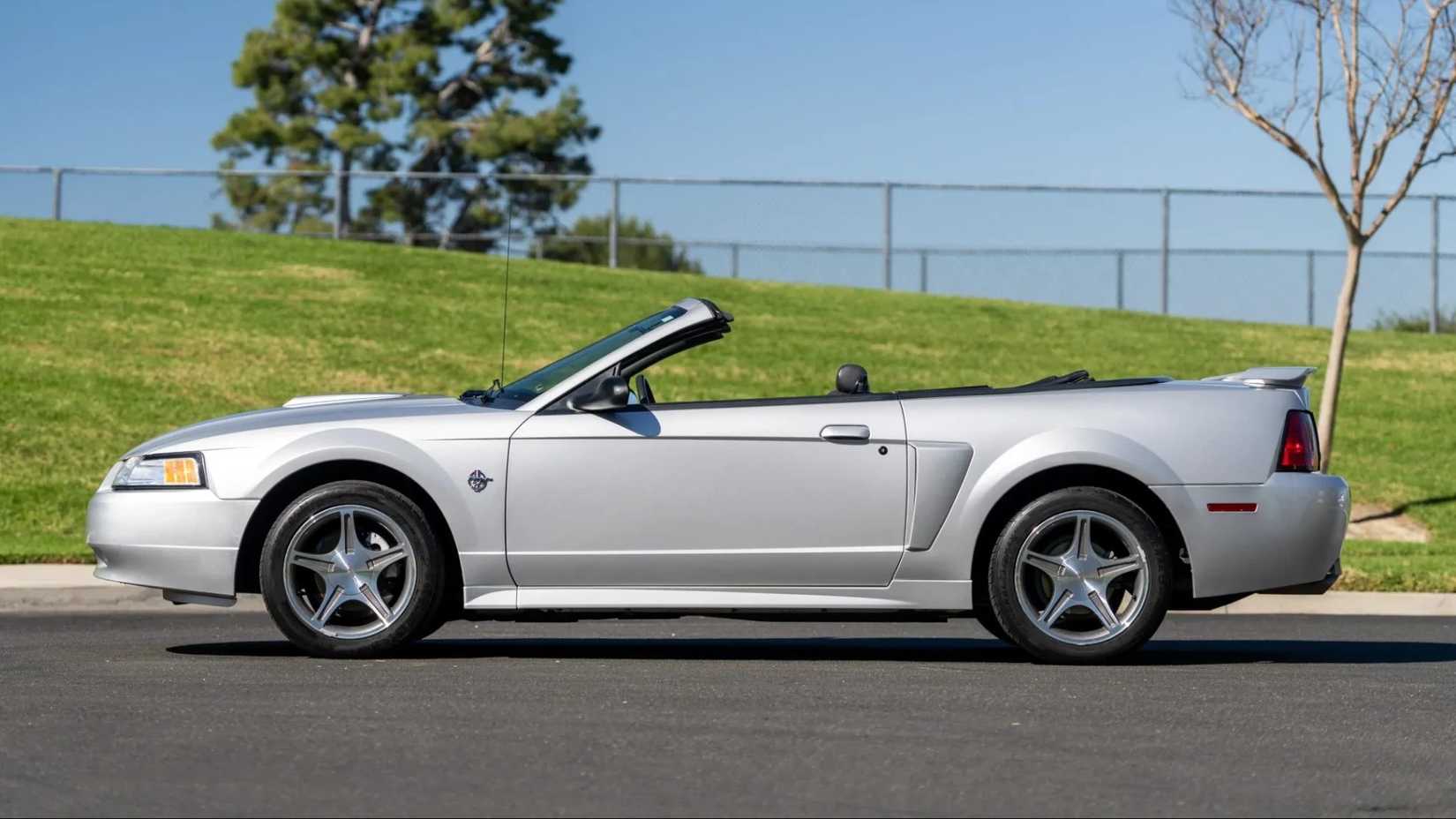 1999 Ford Mustang Convertible