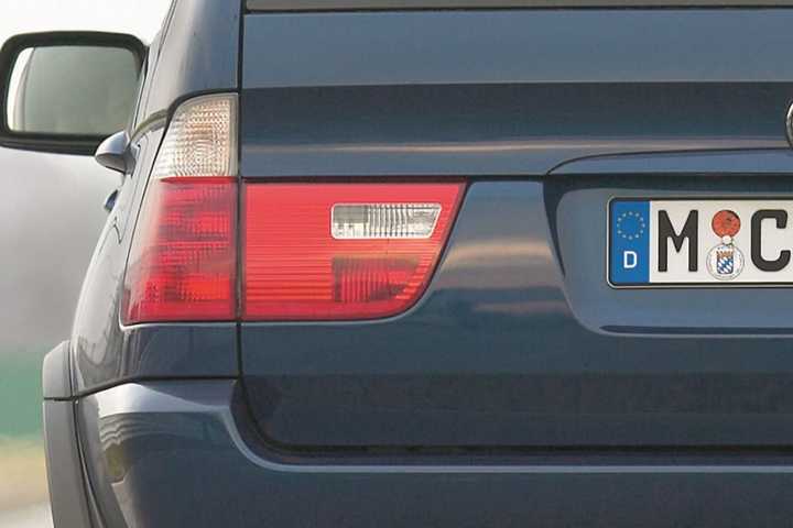 2004 E53 BMW X5 4.8is cutaway