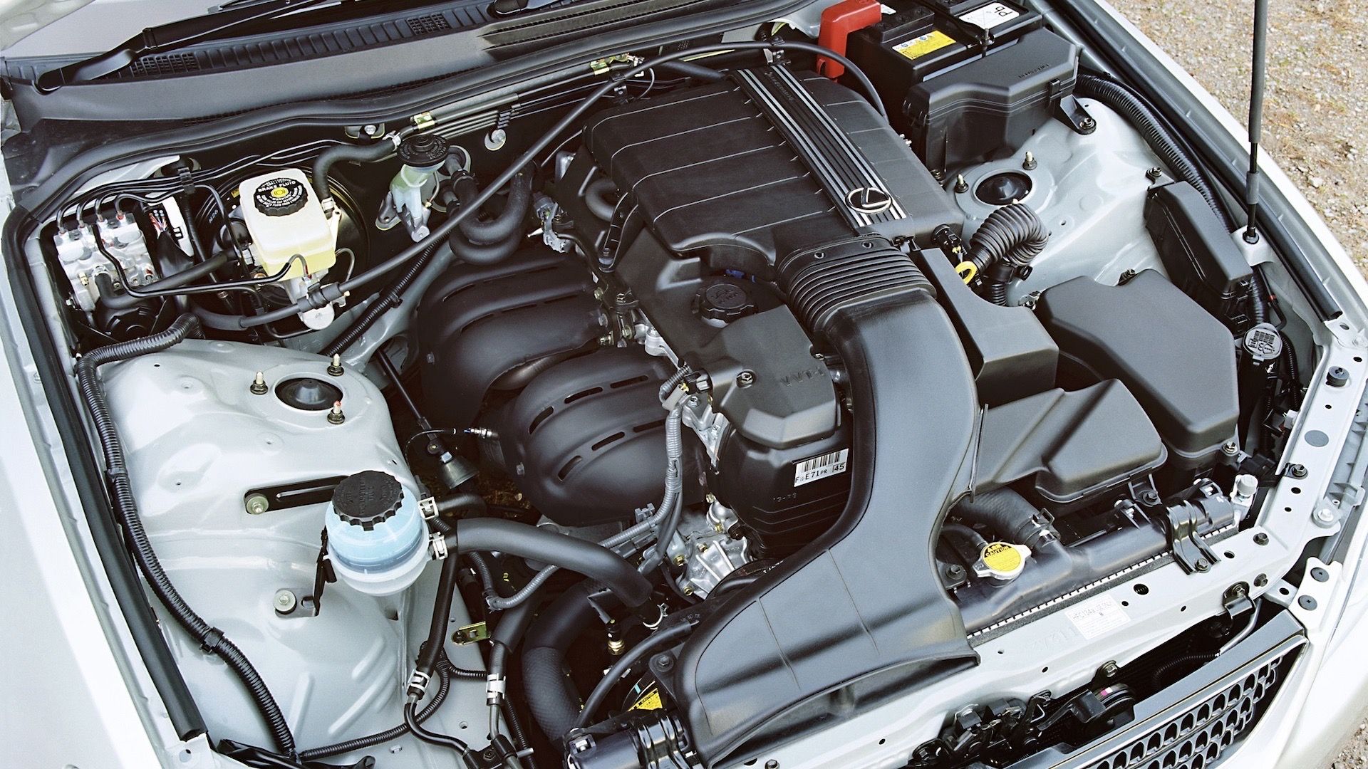The 10 Tiniest Inline-Six Engines Ever In Production Cars