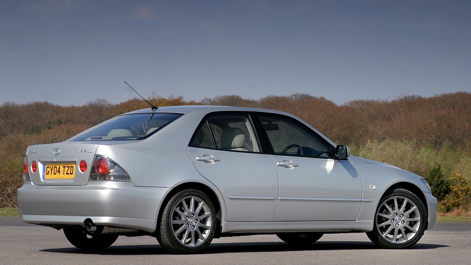 The 10 Tiniest Inline-Six Engines Ever In Production Cars