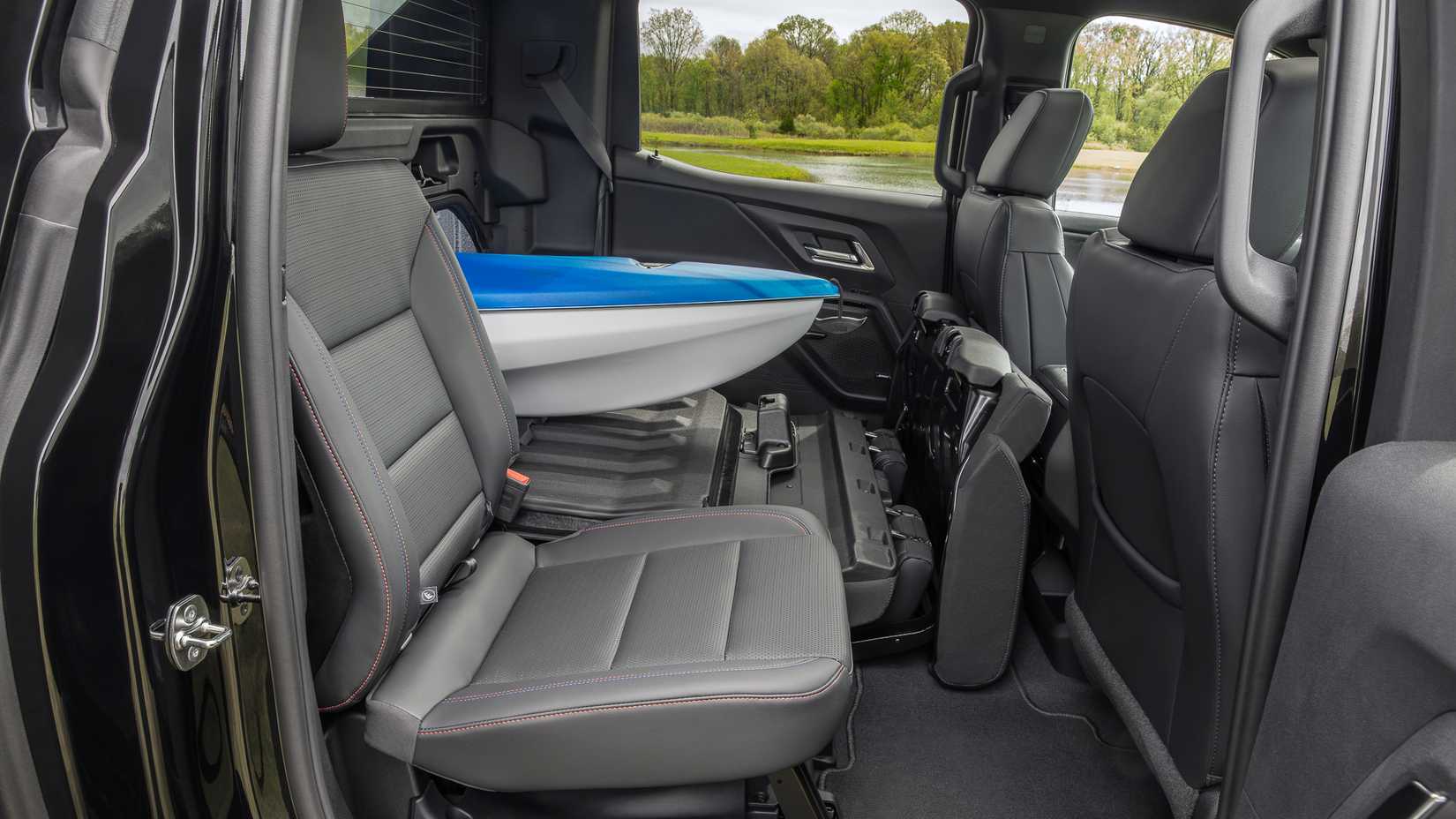 Why the Chevy Silverado EV’s ‘Midgate’ Is A Game-Changer For Truck Owners