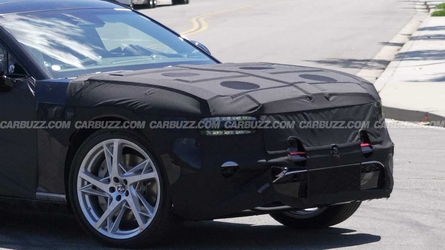 Genesis G90 Facelift Spy (1)