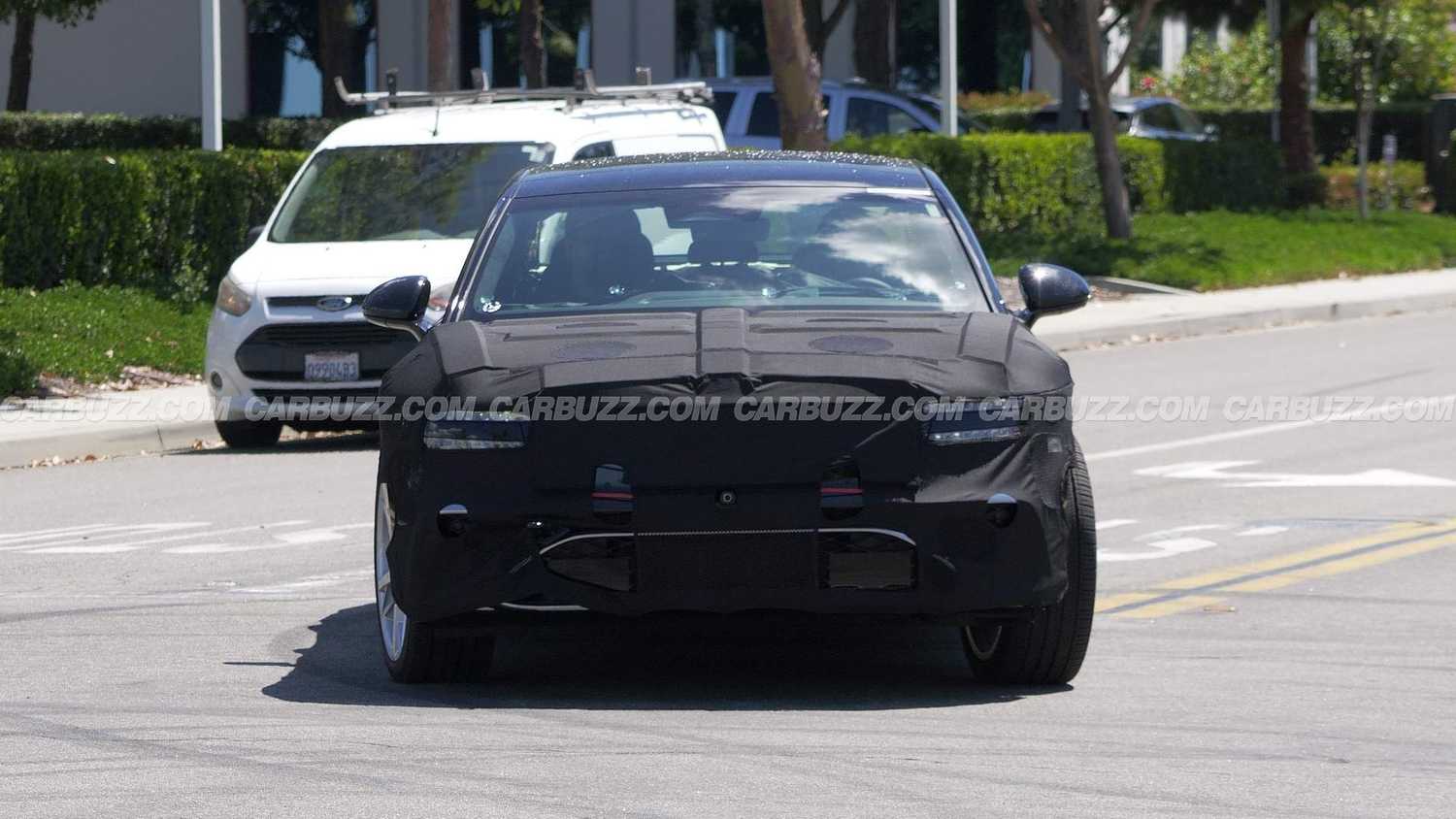 Genesis G90 Facelift Spy (4)