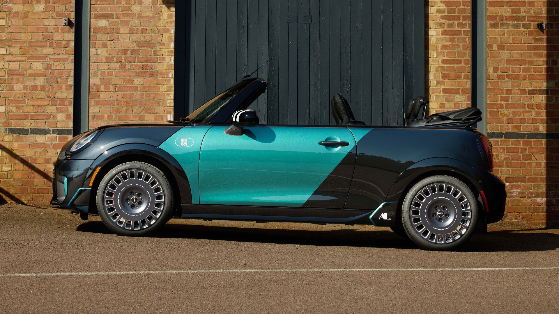 Mini Builds One-Off John Cooper Works Convertible For Client In The US