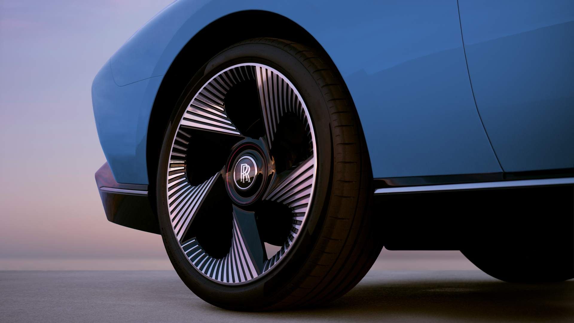 Ten elektryczny kabriolet dowodzi, że pieniądze nie dają wszystkiego, chyba że zaprosi cię Rolls-Royce