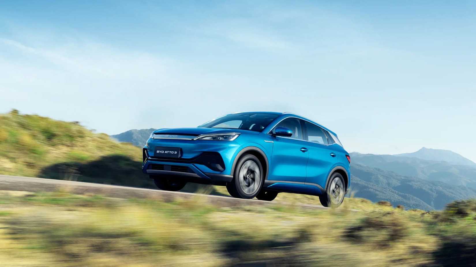 2026 BYD Atto 3 front quarter