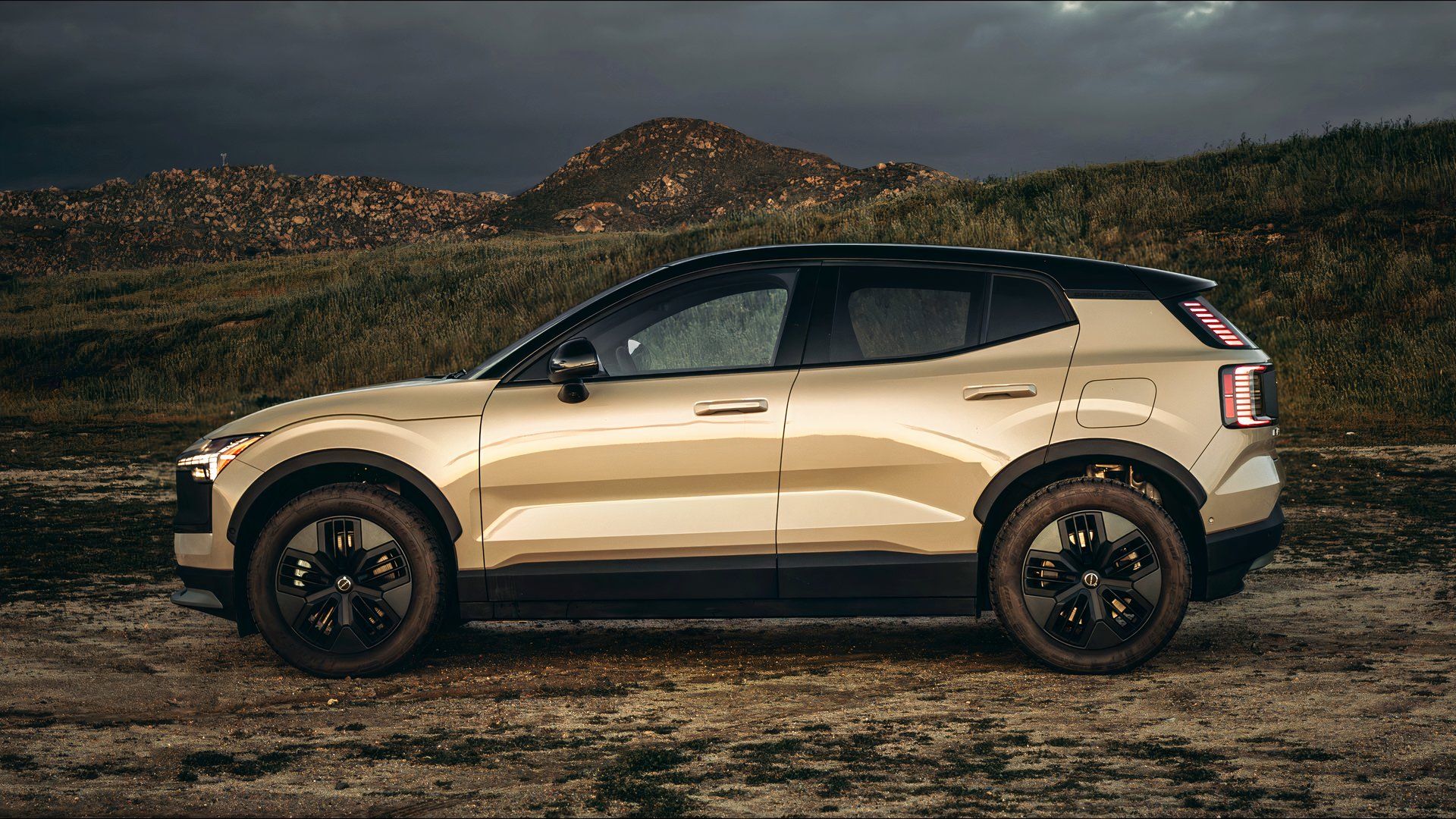 2026 Volvo EX30 Cross Country Review: Can You Live With Its Only Vice?