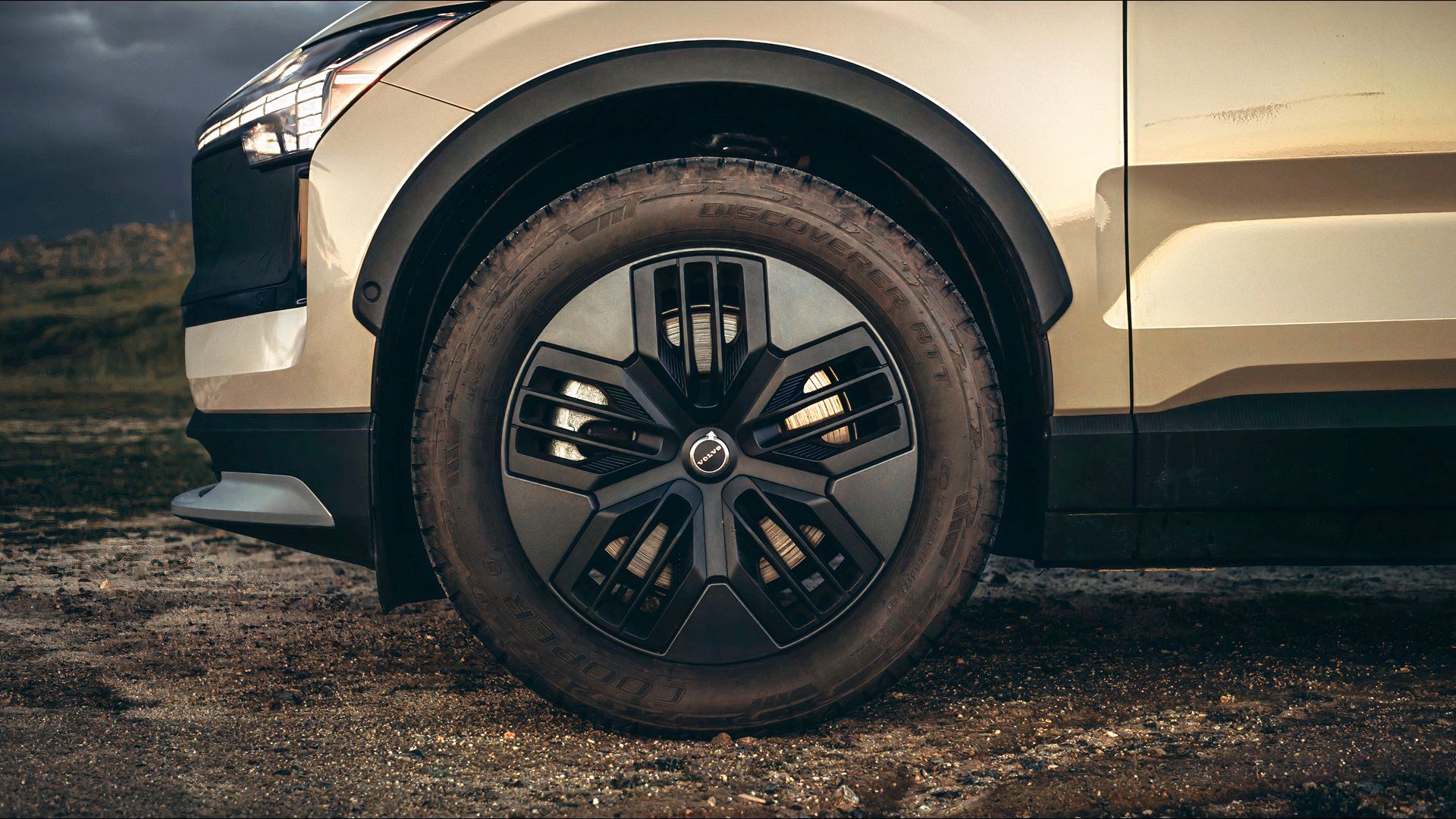 2026 Volvo EX30 Cross Country Review: Can You Live With Its Only Vice?