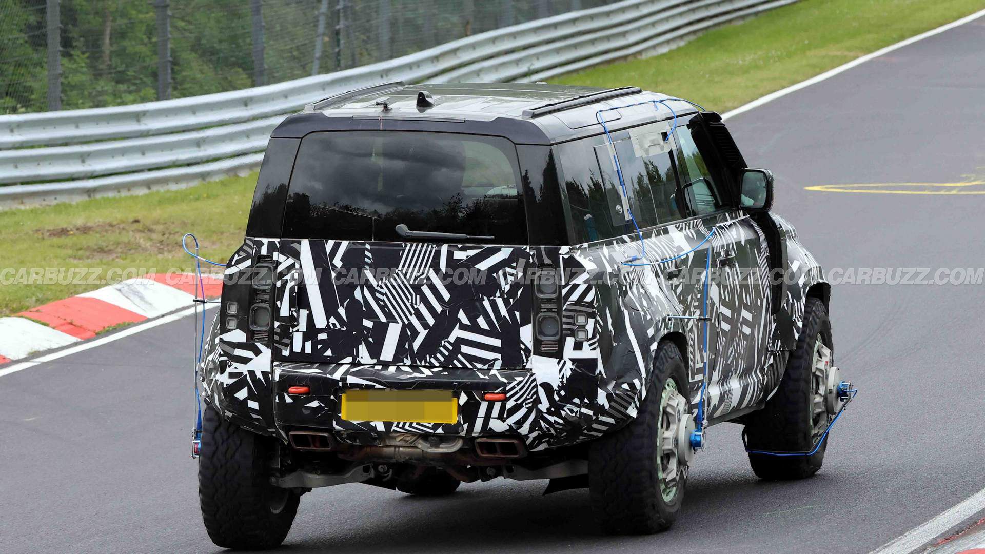 Land Rover's New Defender Could Be A Rich Man's Raptor In The Making