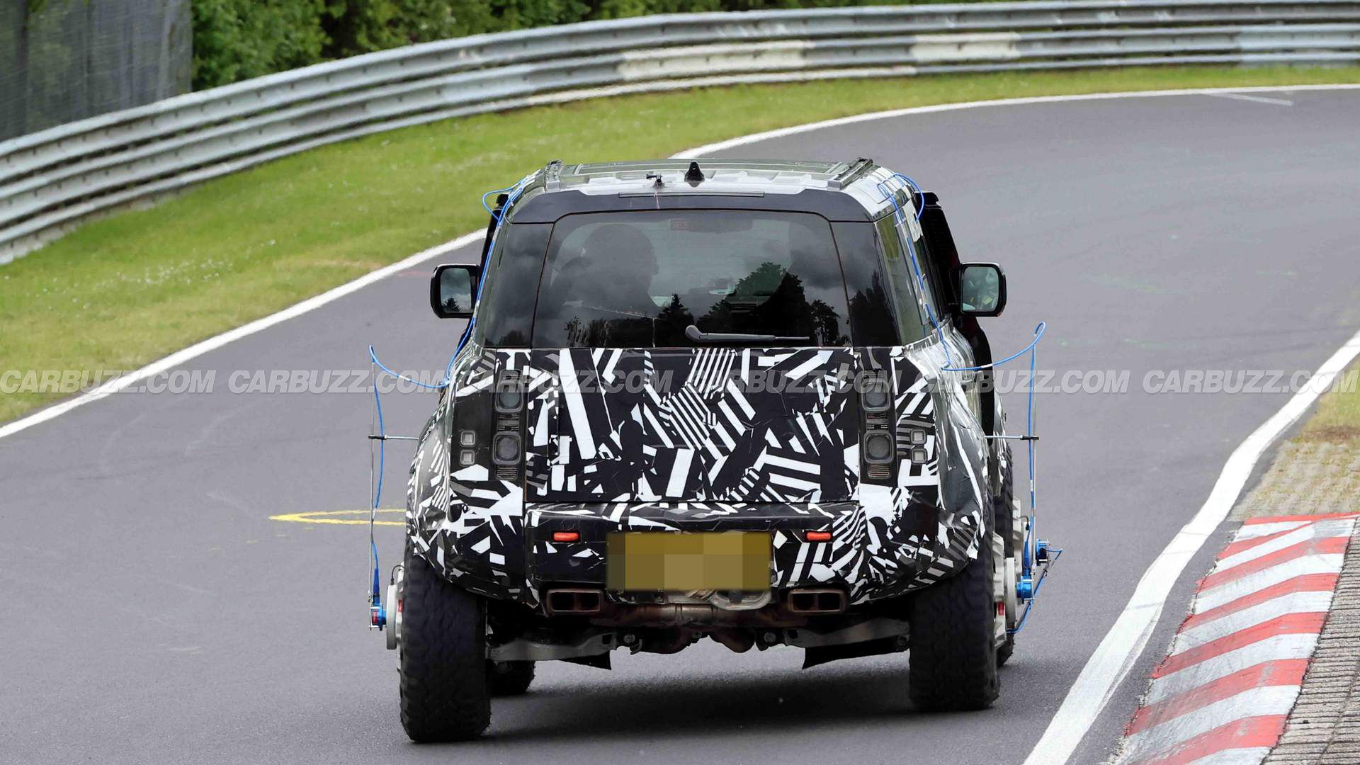 Land Rover's New Defender Could Be A Rich Man's Raptor In The Making