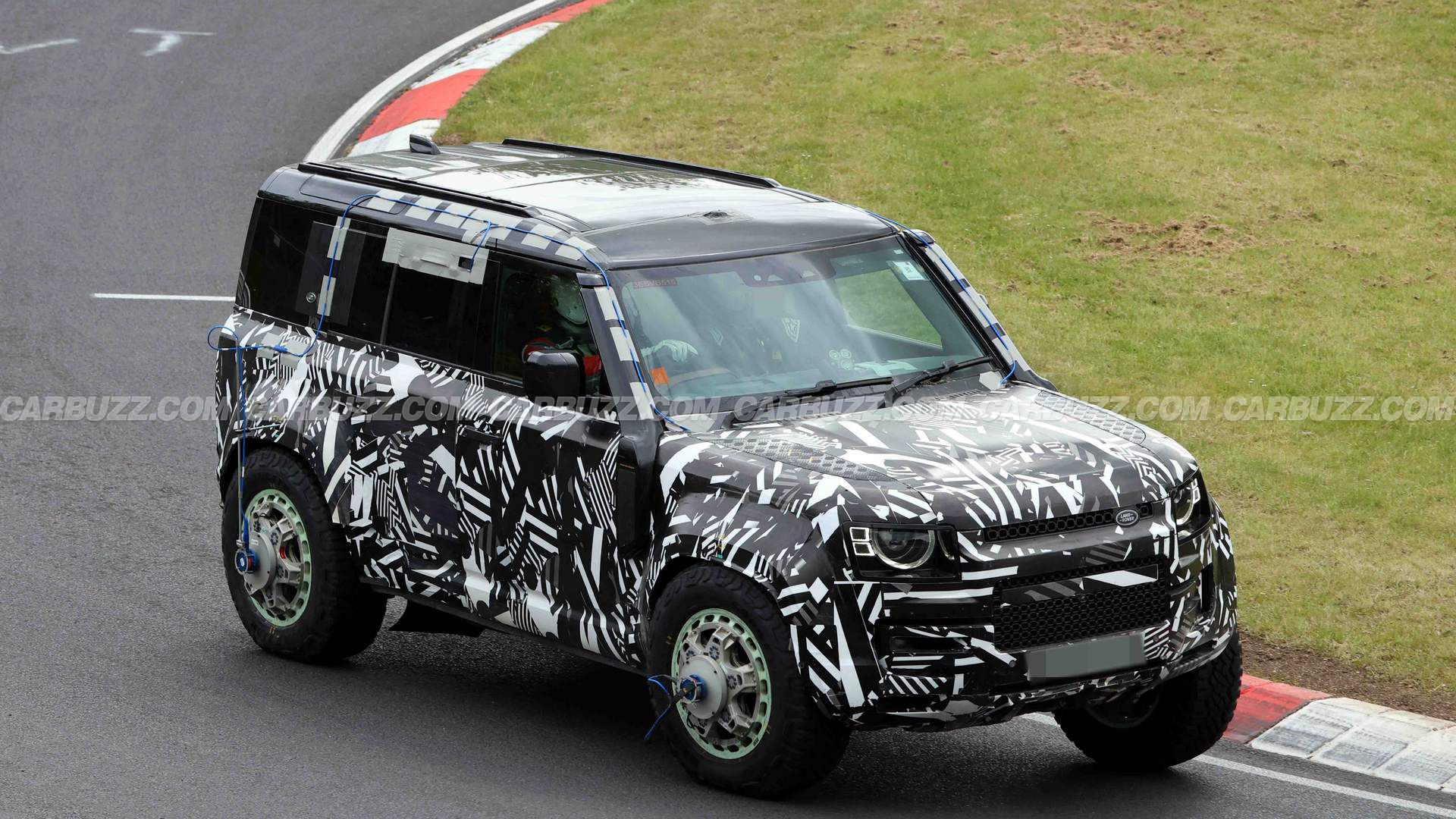Land Rover's New Defender Could Be A Rich Man's Raptor In The Making