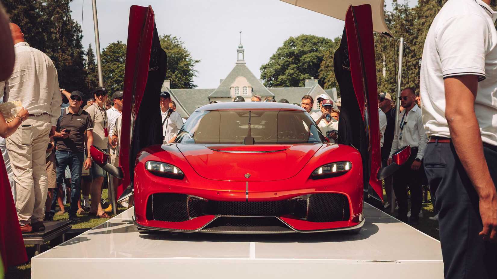 The 2,300-HP V8 Family Car: Inside the Koenigsegg Gemera's Six-Year Journey to Reality — Debuts