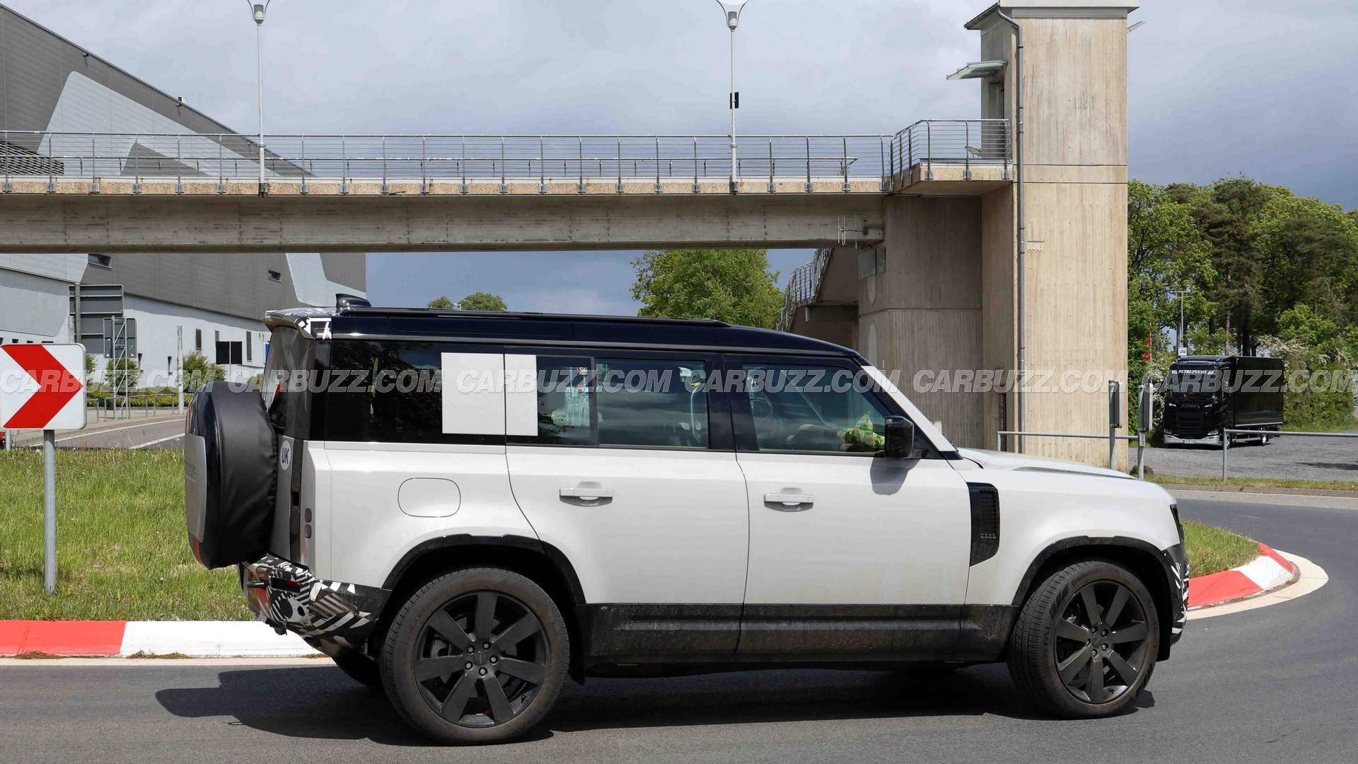 The Latest Land Rover Defender Spy Shots Leave Little To The Imagination