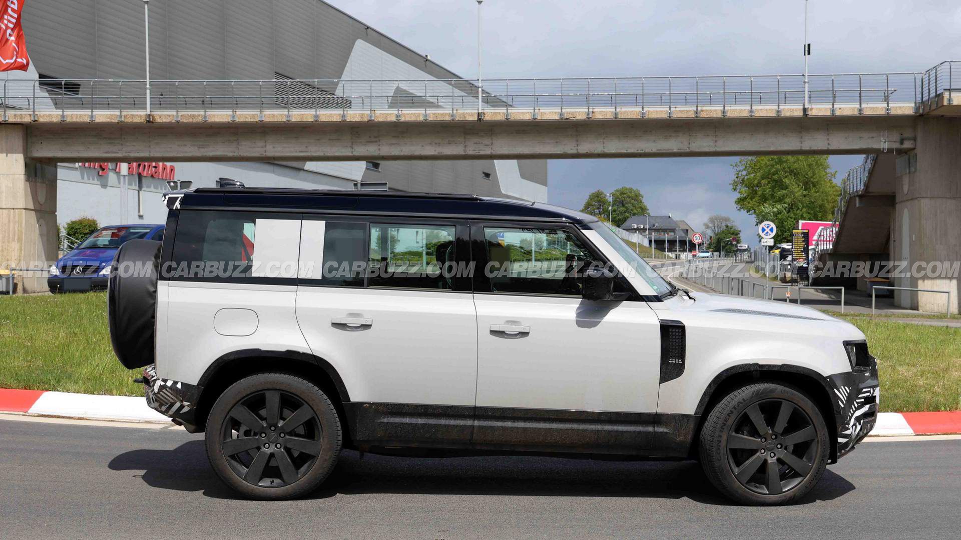 The Latest Land Rover Defender Spy Shots Leave Little To The Imagination