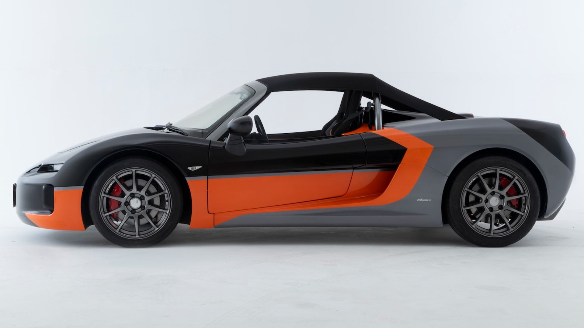 The Japanese Lotus Elise Got A Secret Facelift, And Only One Exists