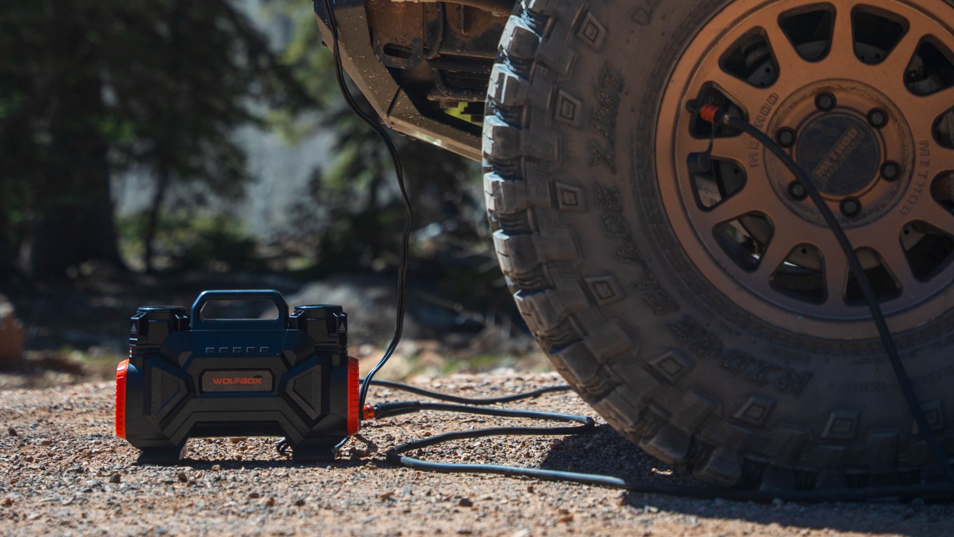 Wolfbox HyperFlow 60D: The Portable Air Pump That Runs Non-Stop