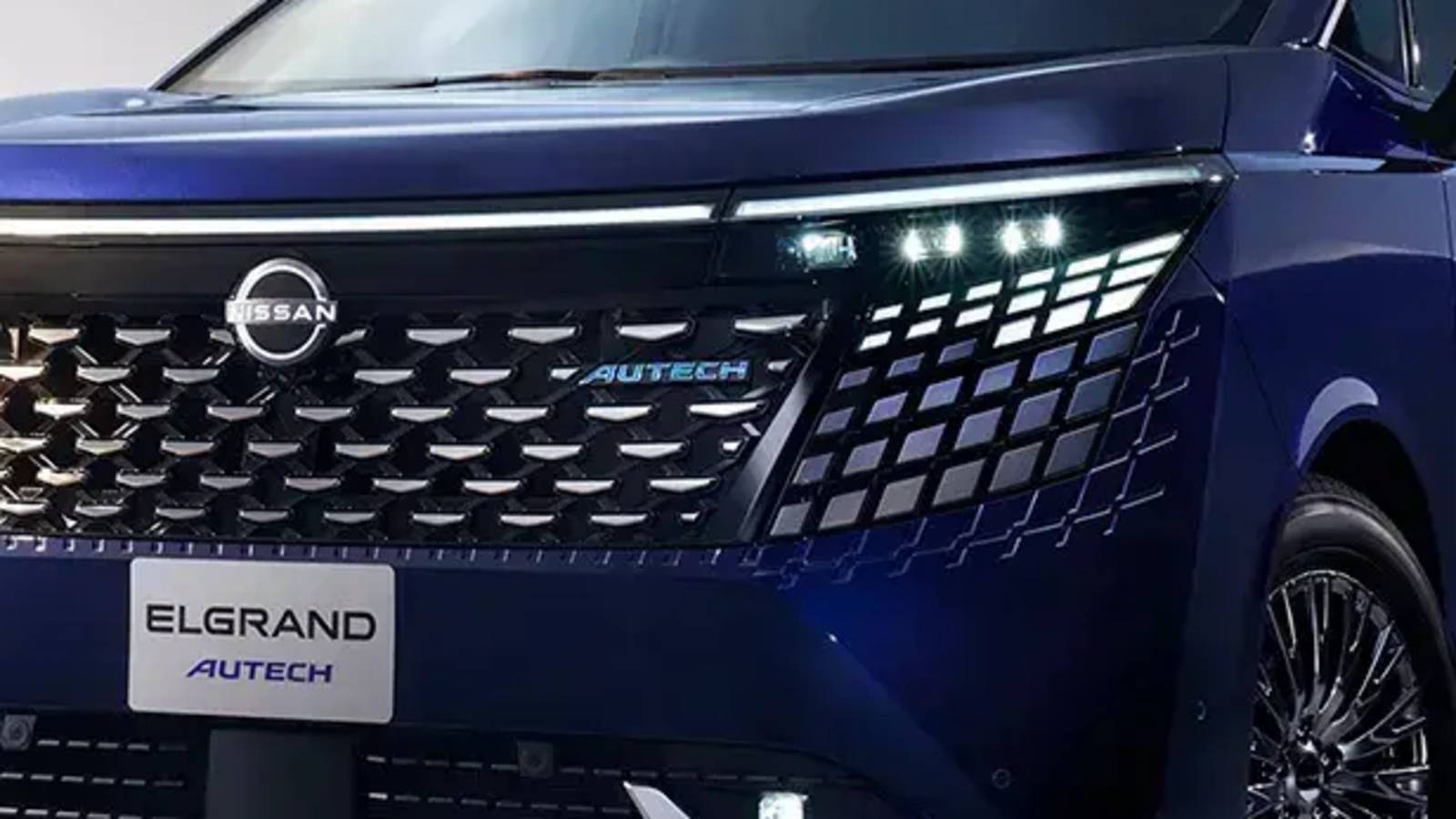 Dull Static Nissan's Coolest New Minivan Makes Kia Carnival Look Dull